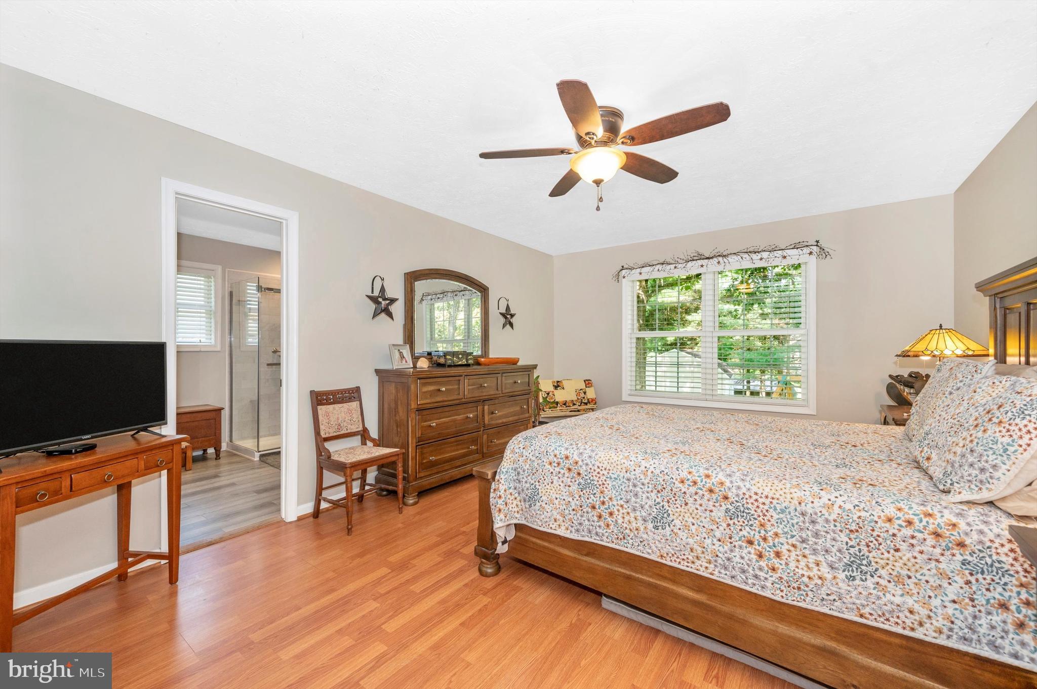 SPRING VALLEY - Residential