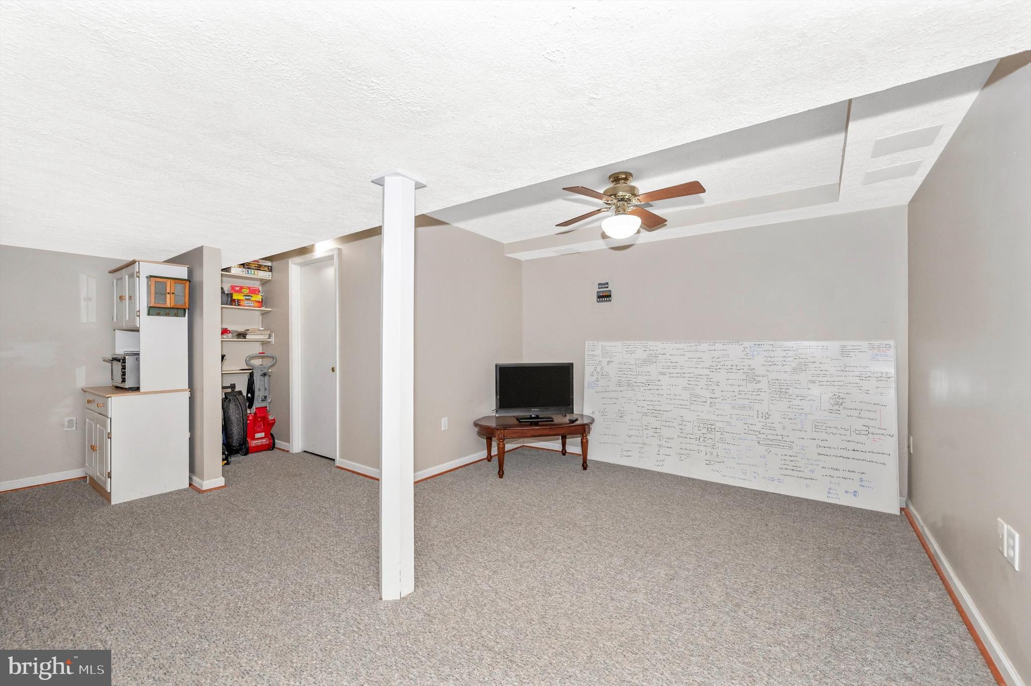 SPRING VALLEY - Residential