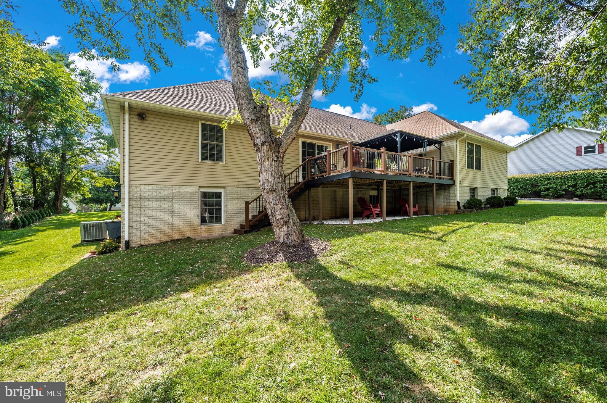 SPRING VALLEY - Residential