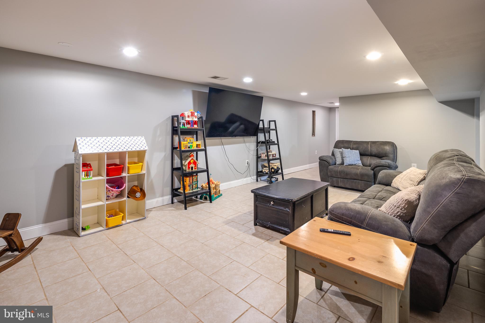 GAINESVILLE - Residential