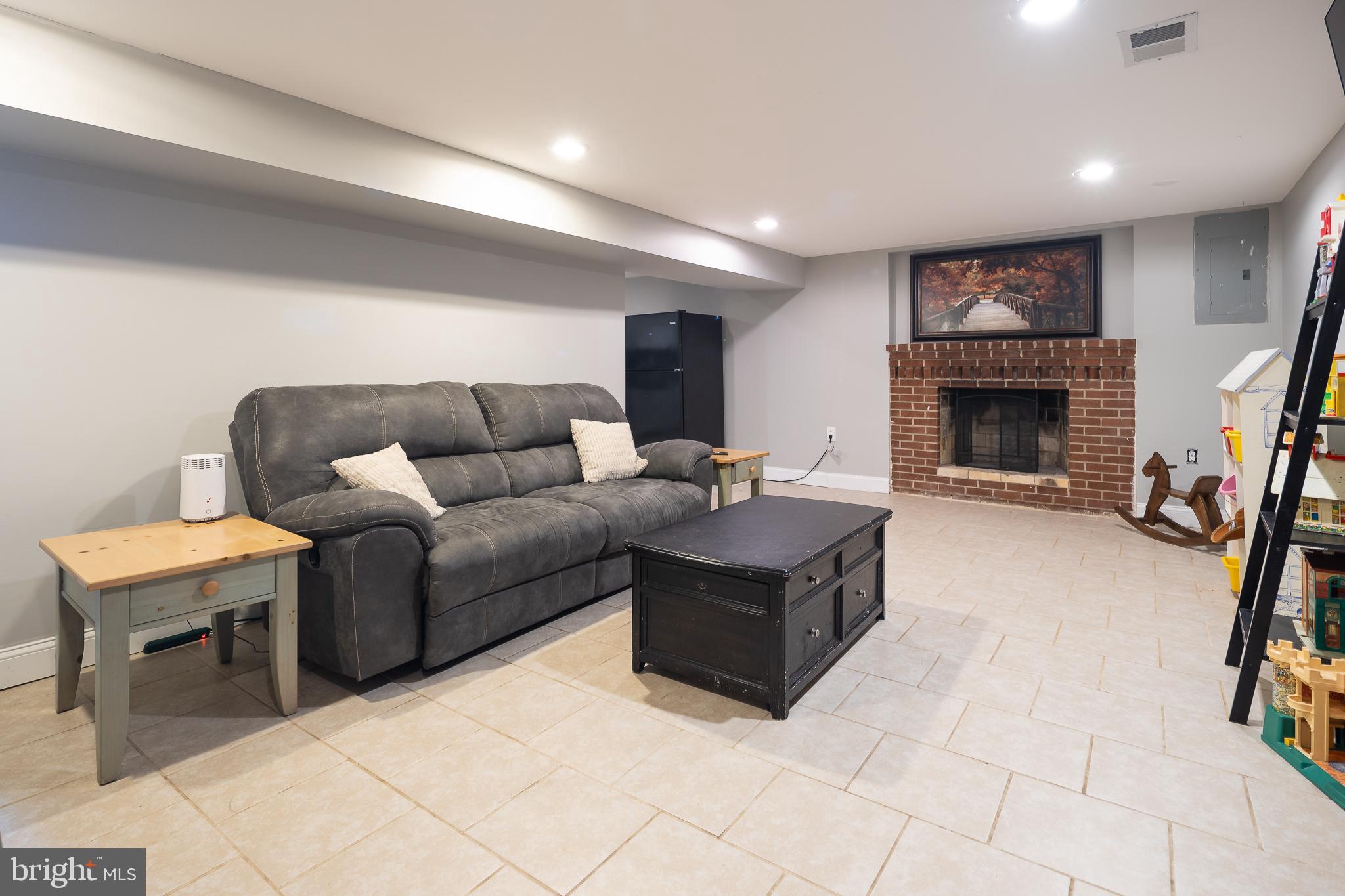 GAINESVILLE - Residential