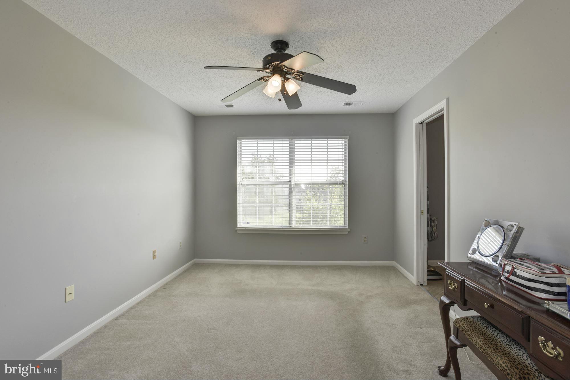 VALLEY STREAM ESTATES - Residential