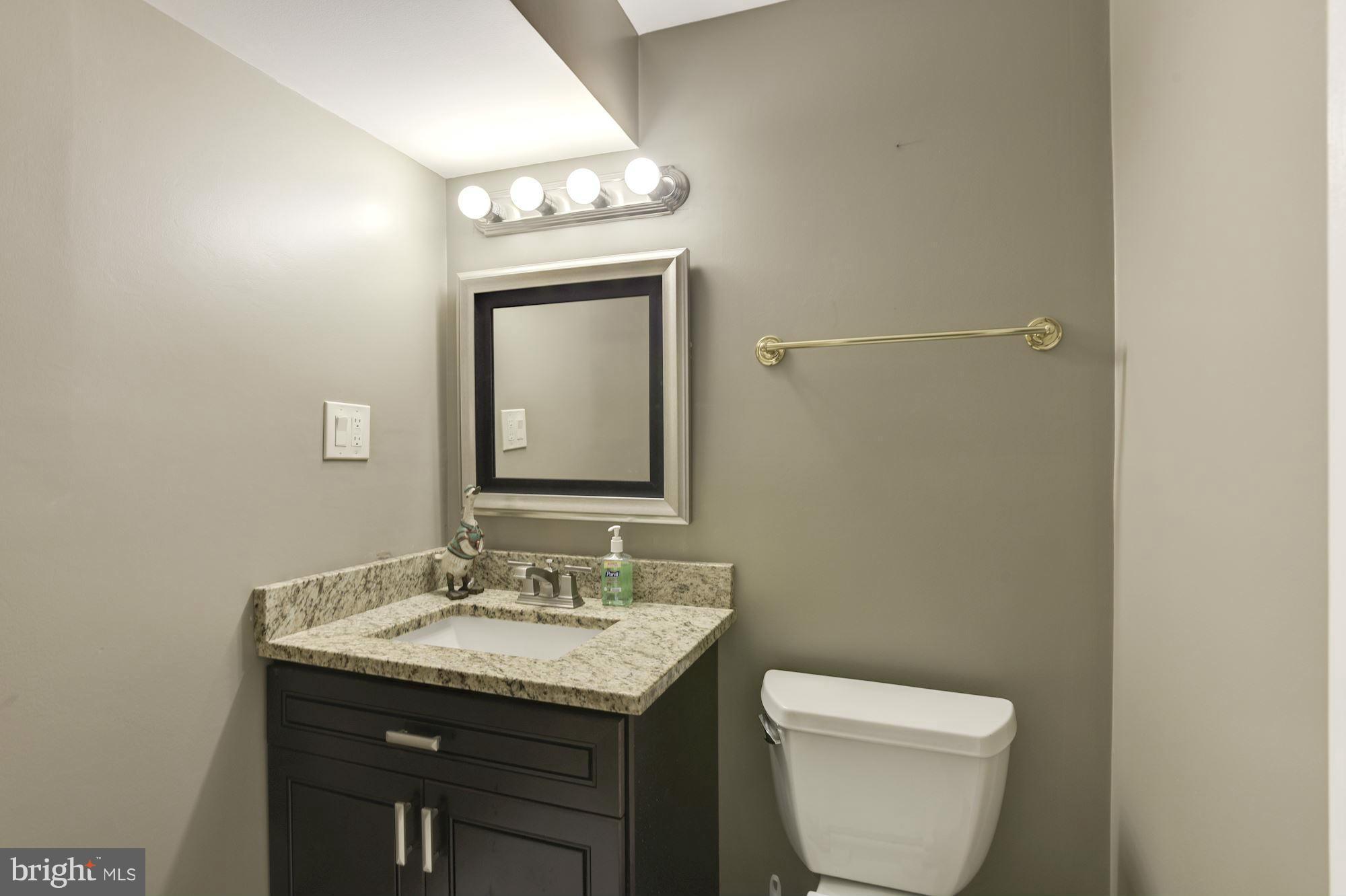 VALLEY STREAM ESTATES - Residential