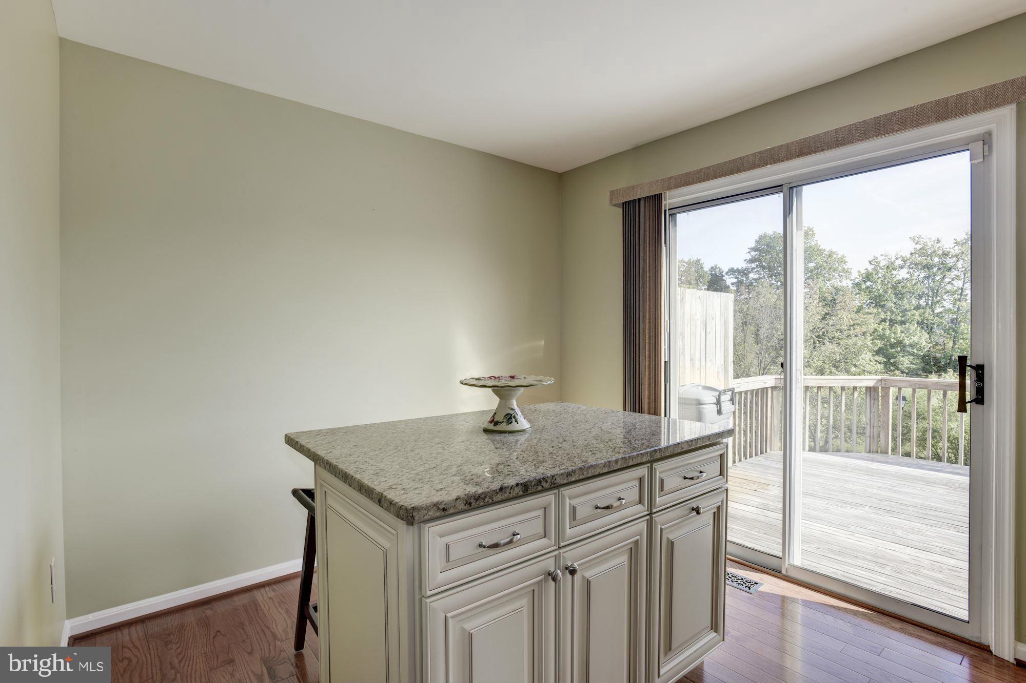 VALLEY STREAM ESTATES - Residential