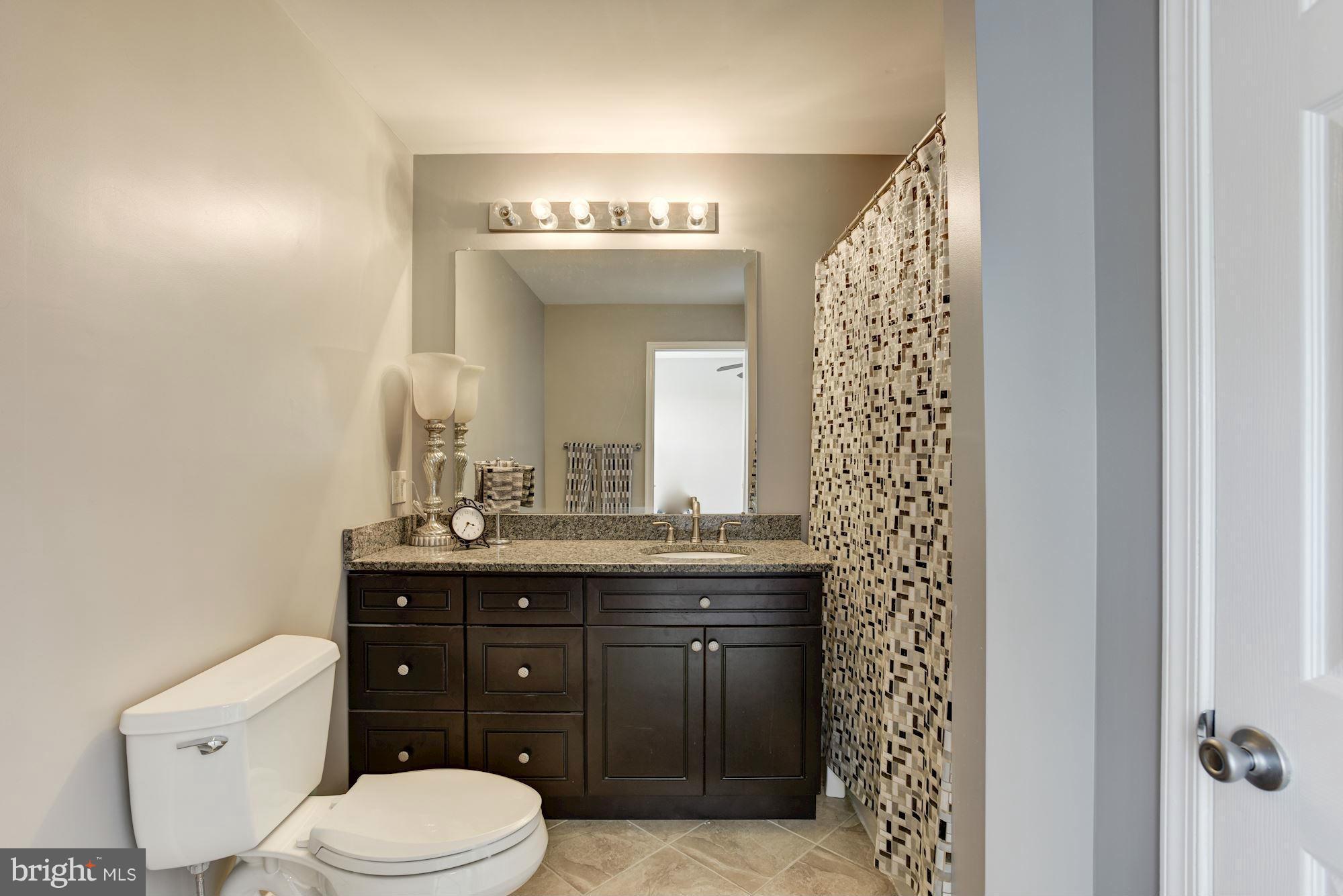 VALLEY STREAM ESTATES - Residential