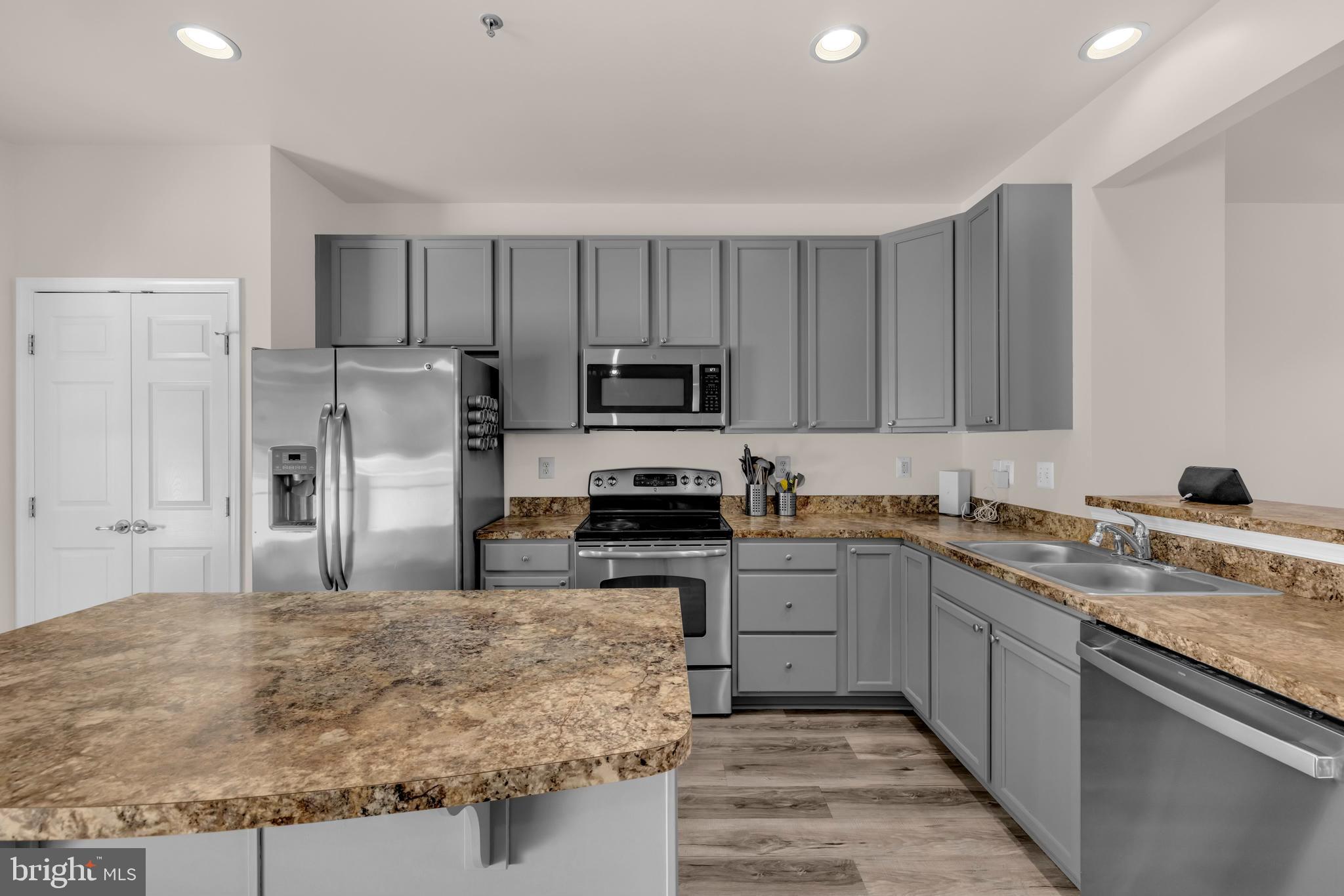 MAGNOLIA LANDING - Residential