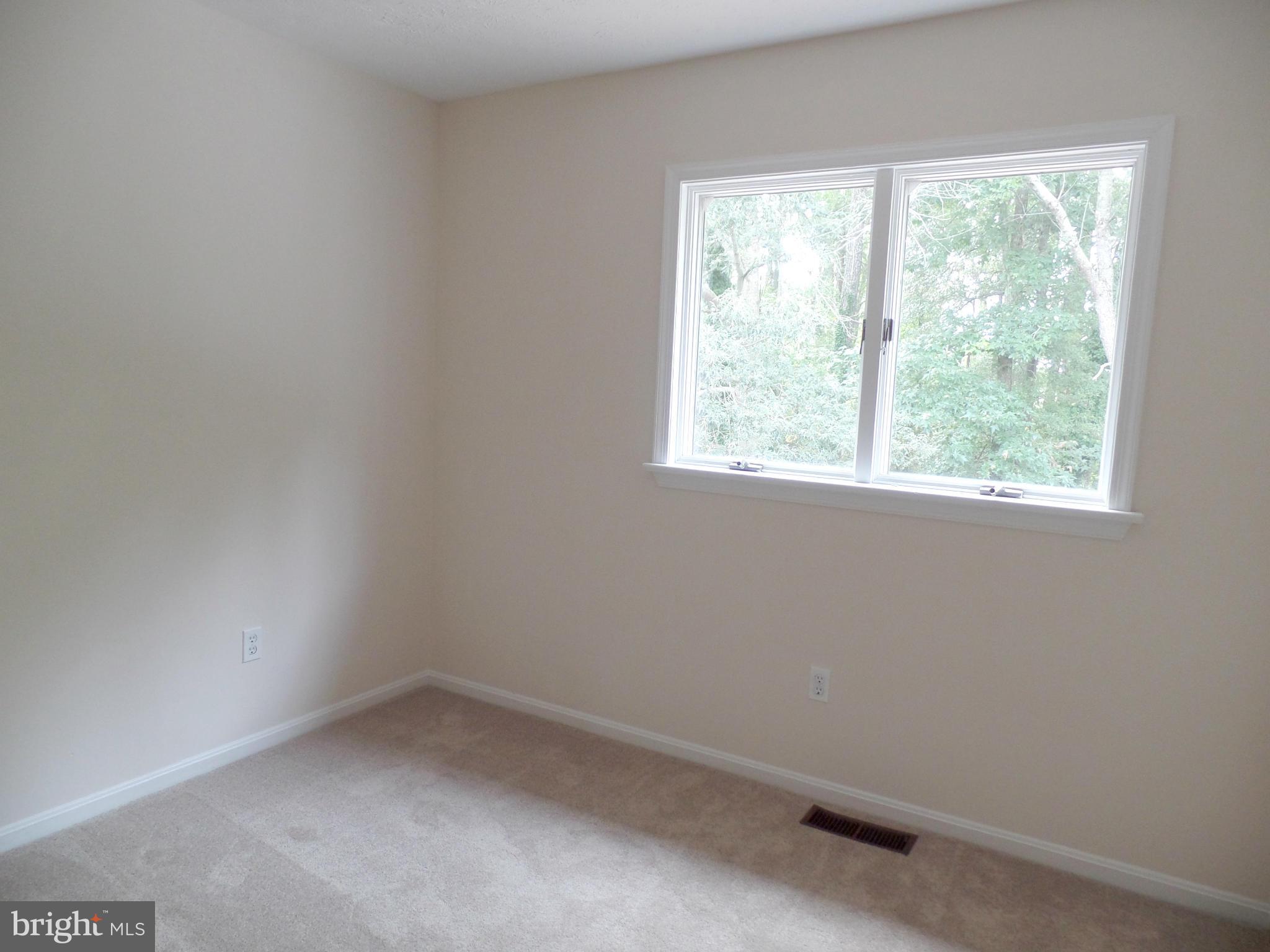 HUNTING QUARTERS - Residential Lease