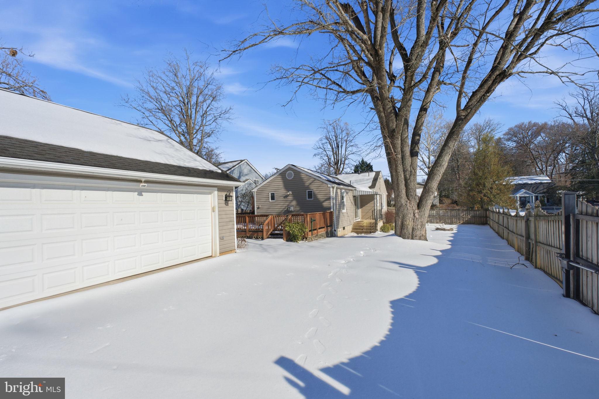 WESTMORE - Residential