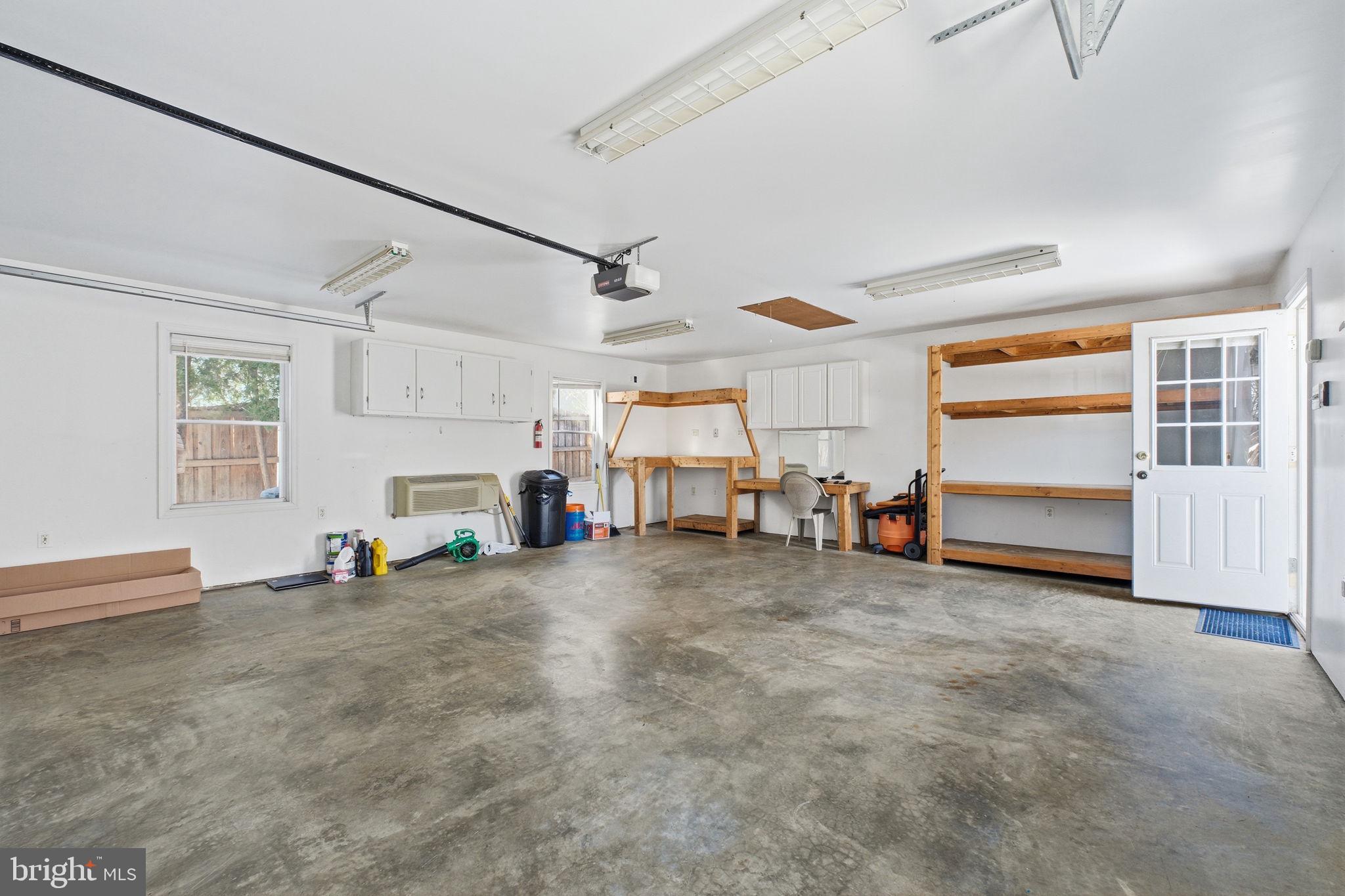 WESTMORE - Residential