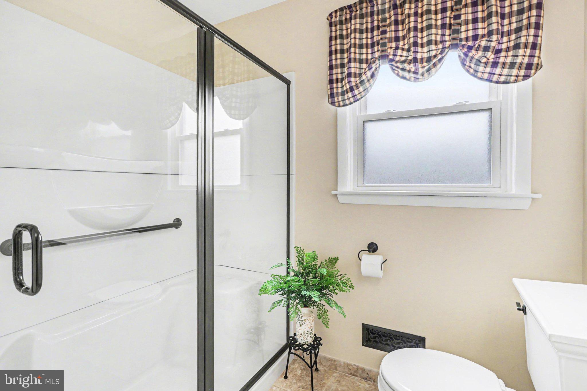 CEDAR CLIFF MANOR - Residential