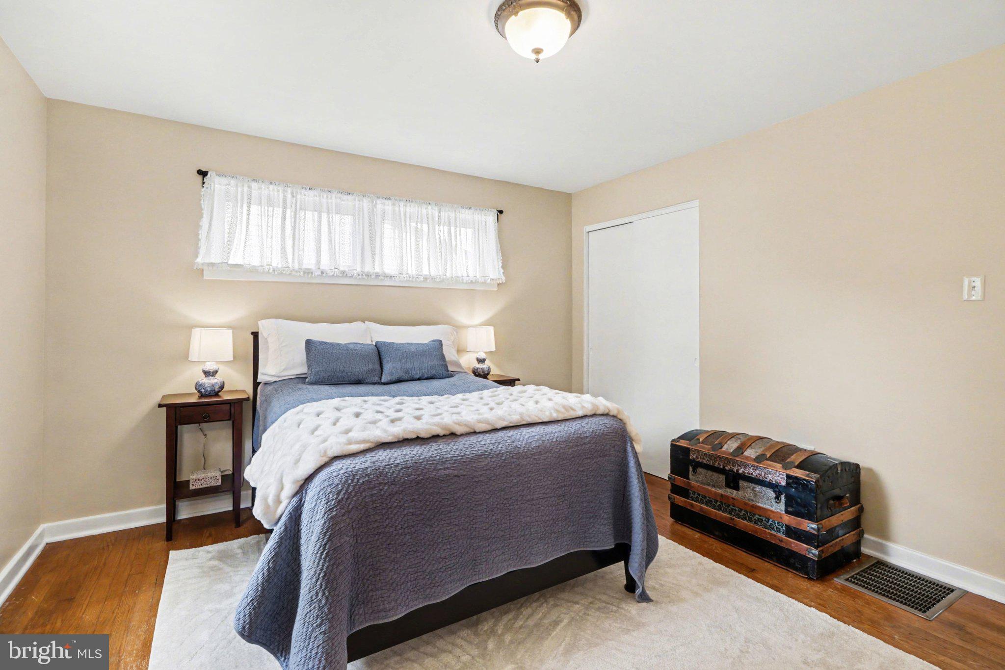 CEDAR CLIFF MANOR - Residential