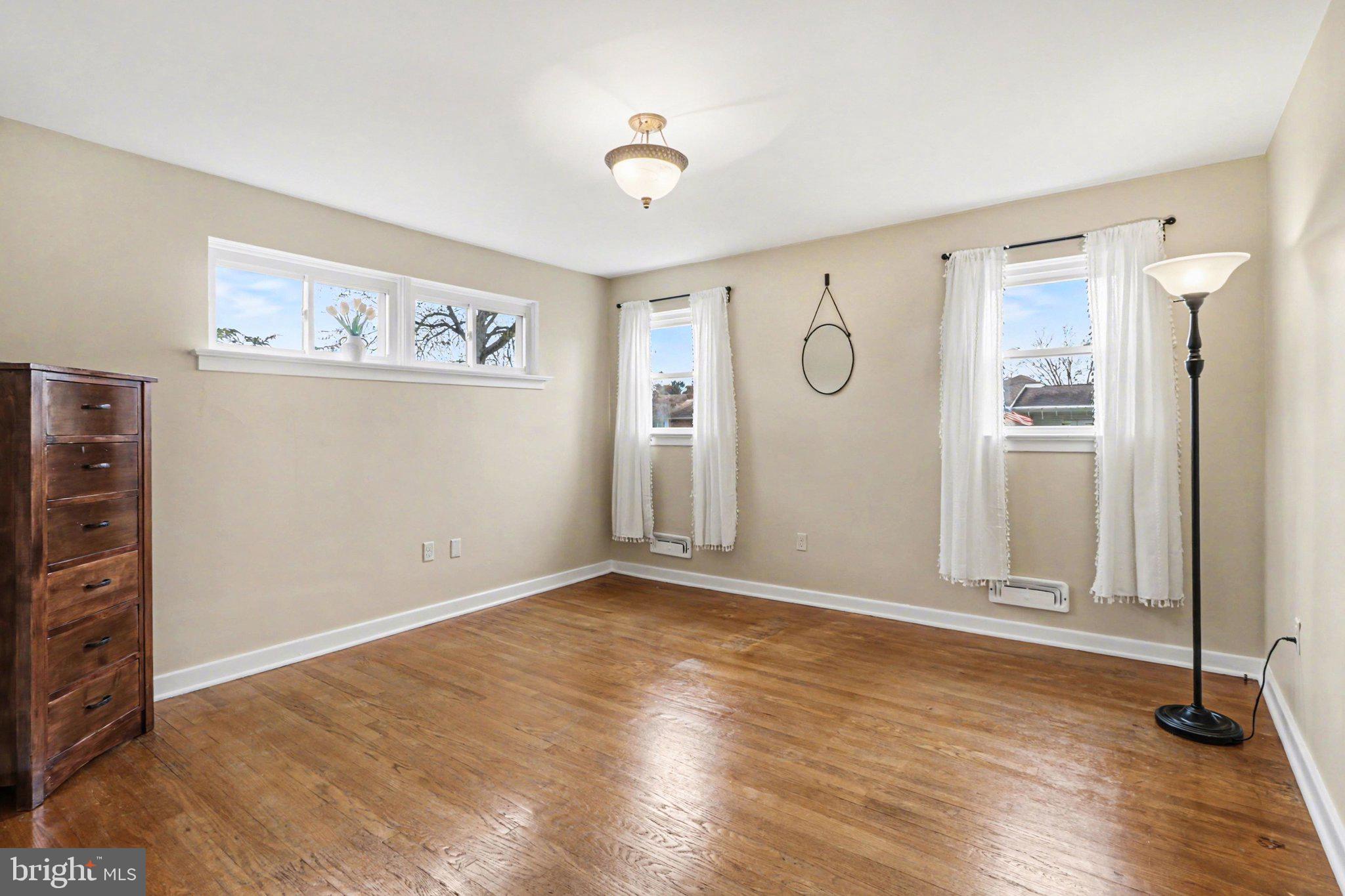 CEDAR CLIFF MANOR - Residential