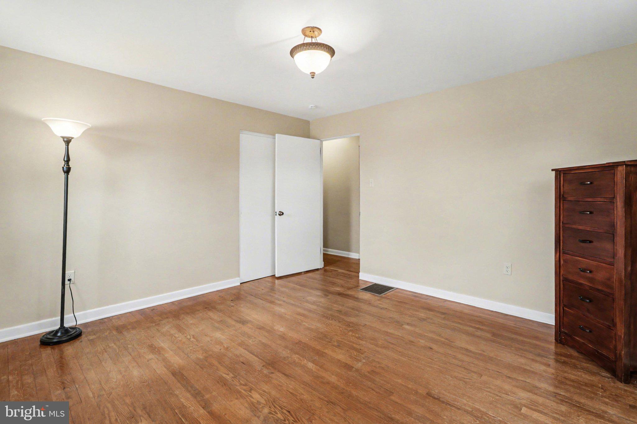 CEDAR CLIFF MANOR - Residential