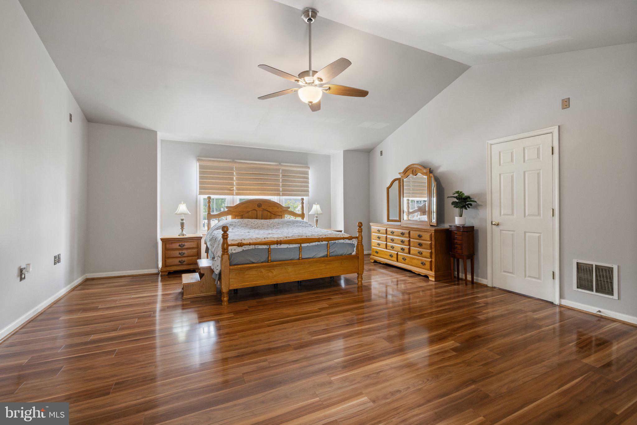 GAP VIEW VILLAGE - Residential