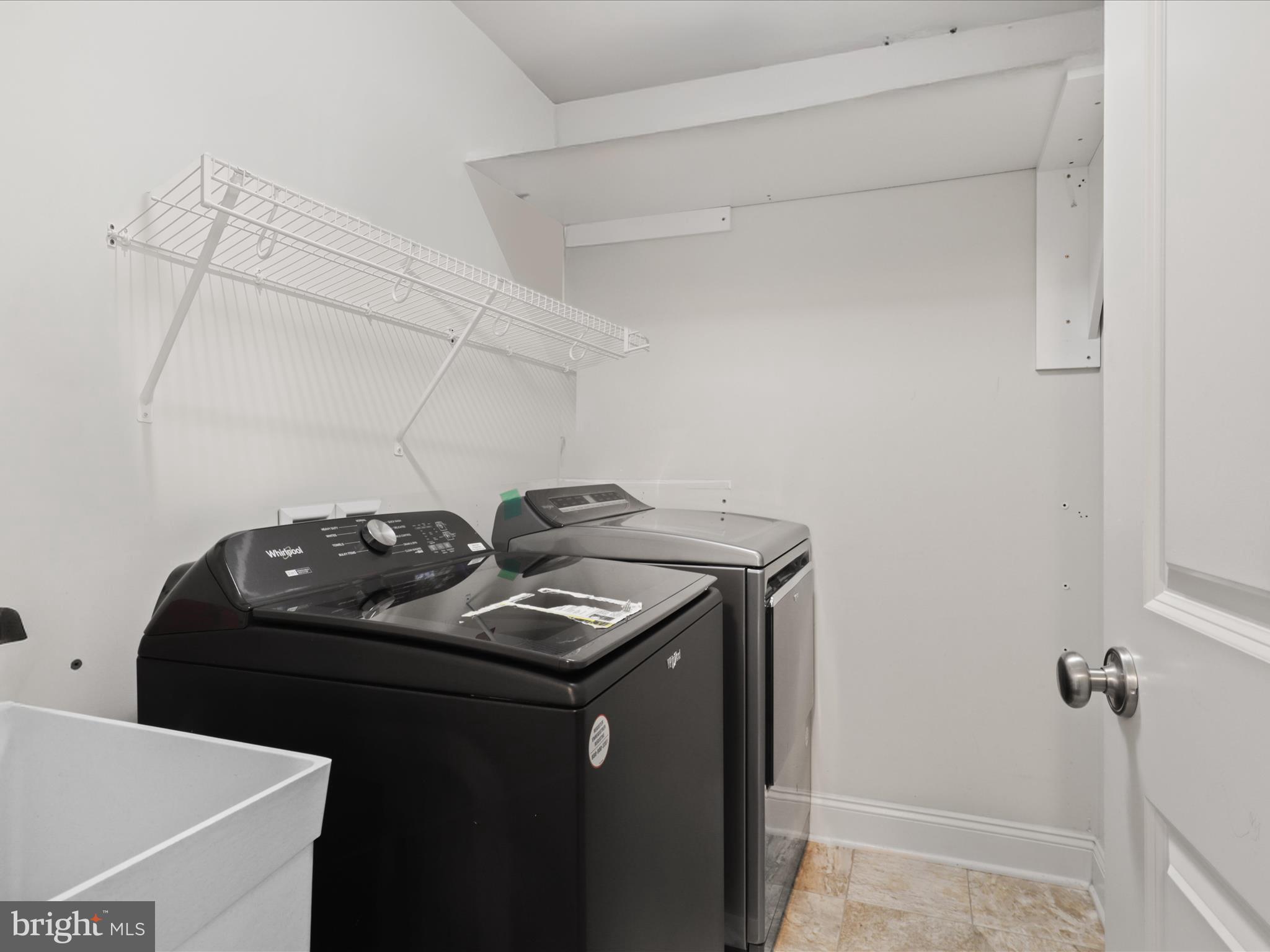 MOOREFIELD STATION - Residential Lease