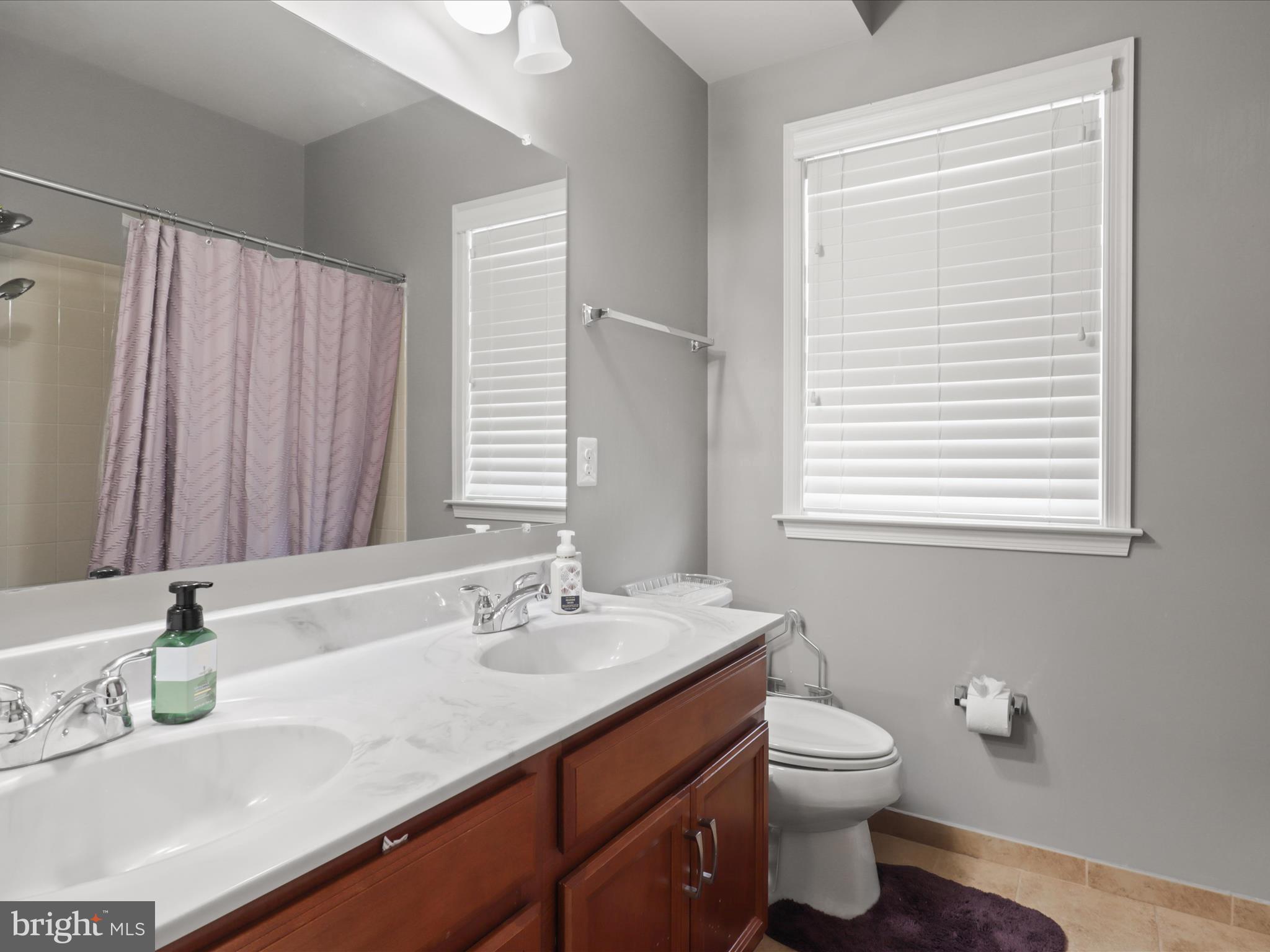 MOOREFIELD STATION - Residential Lease