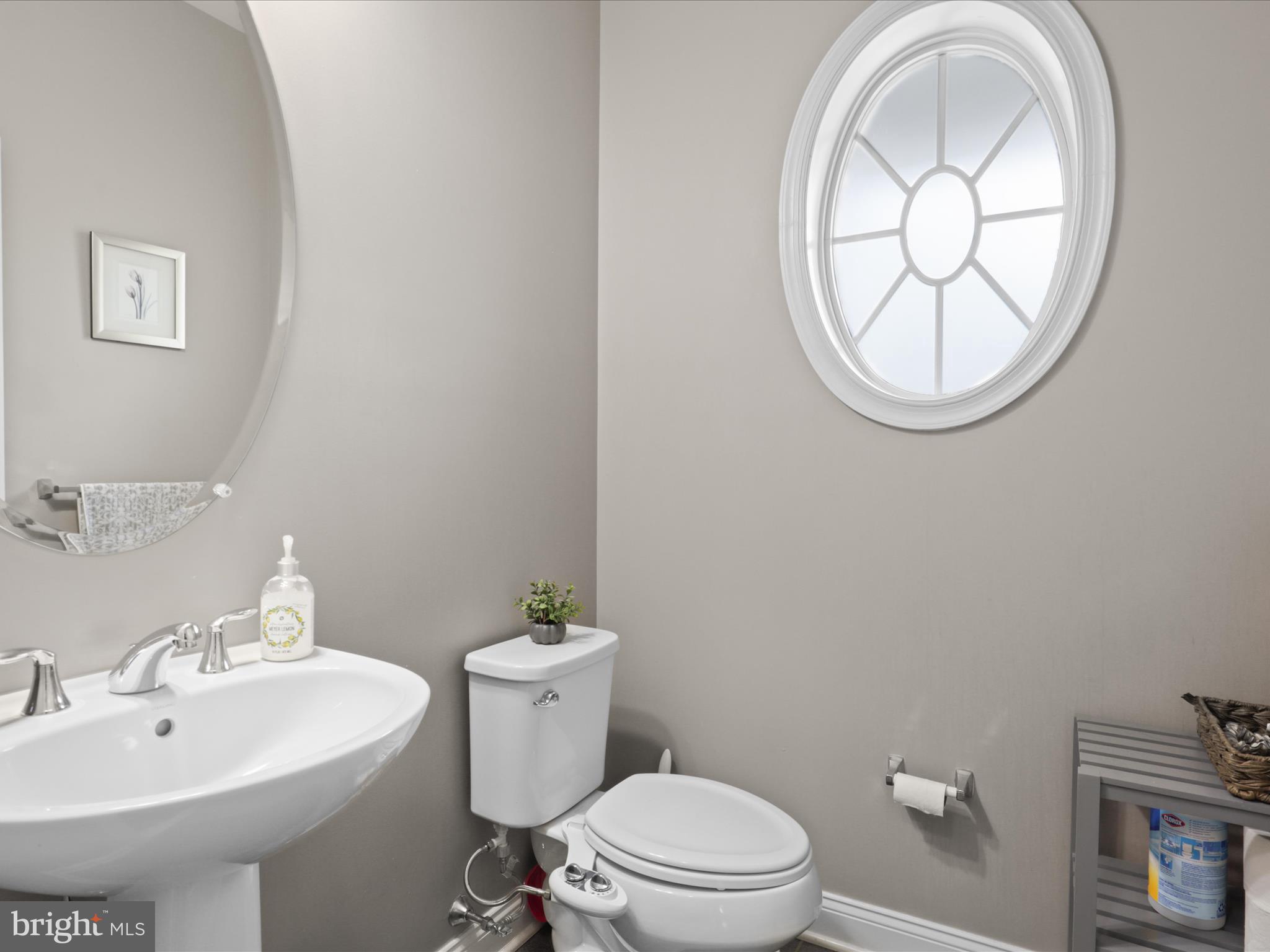 MOOREFIELD STATION - Residential Lease