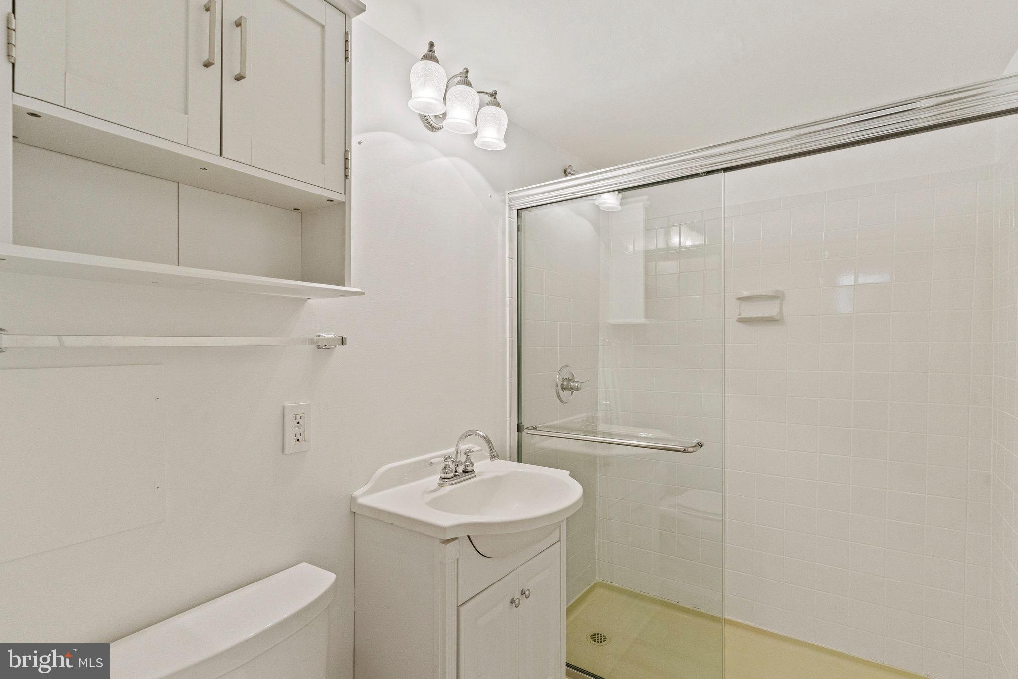 LEEWOOD - Residential