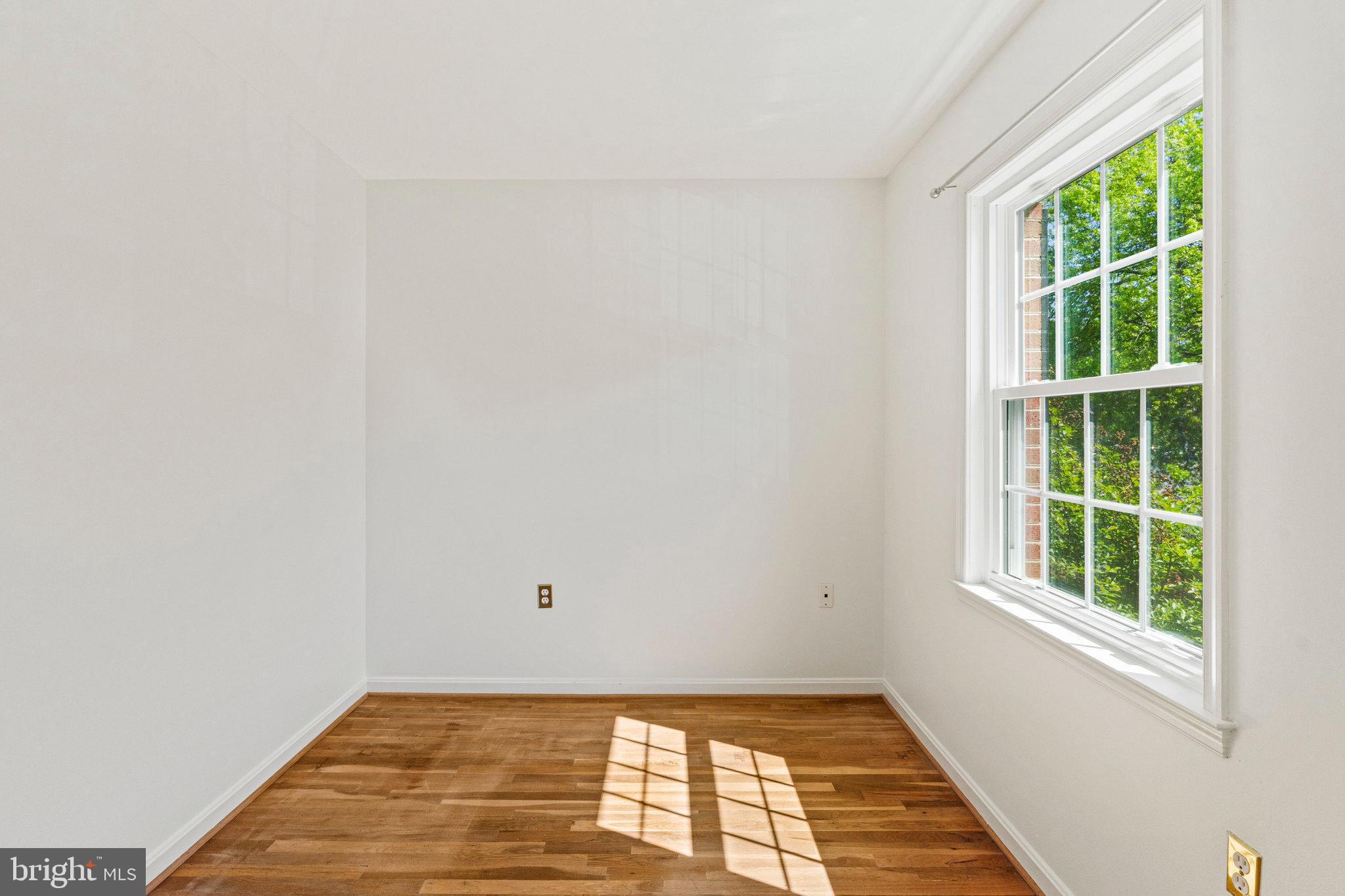 LEEWOOD - Residential