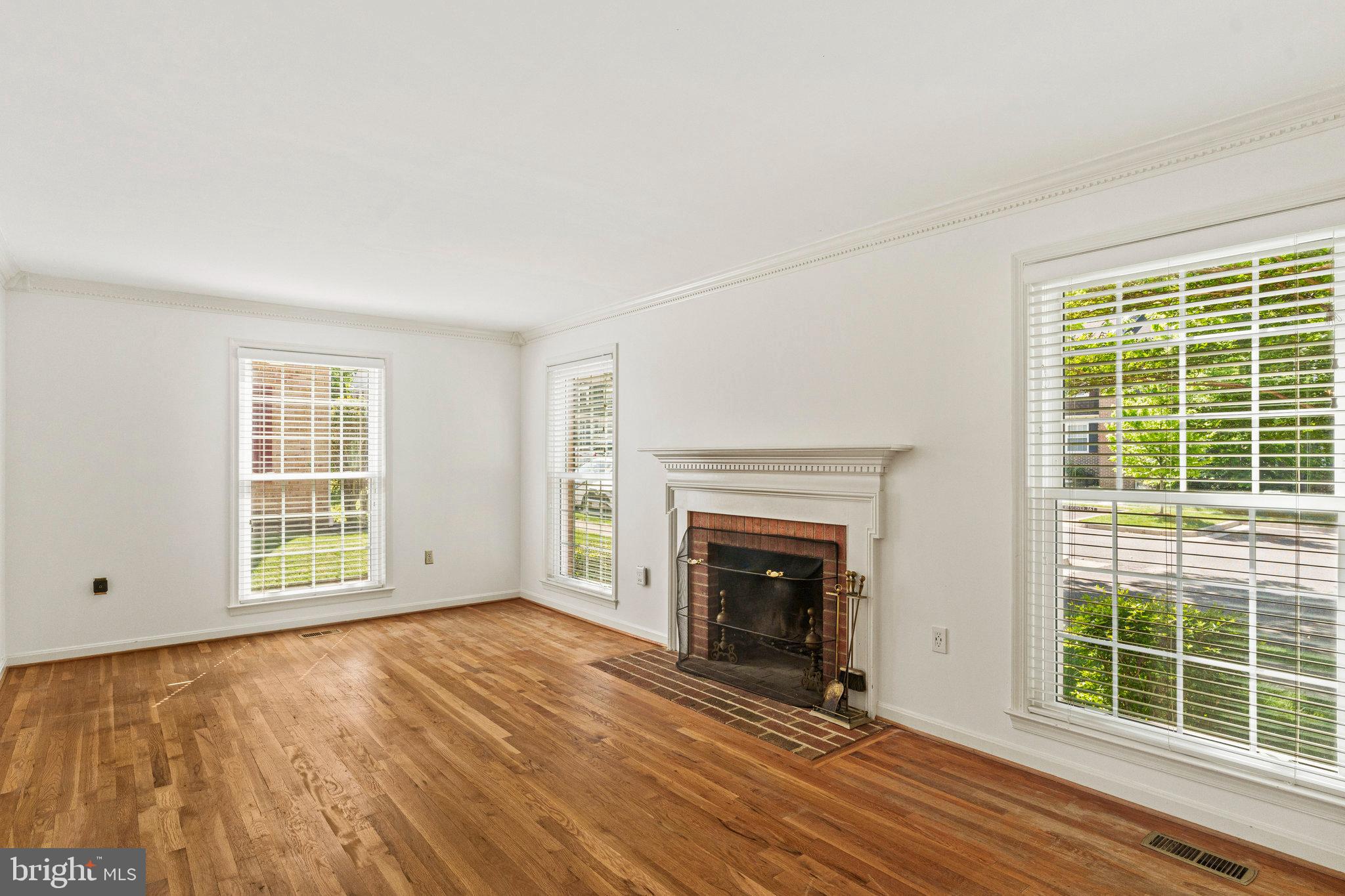 LEEWOOD - Residential