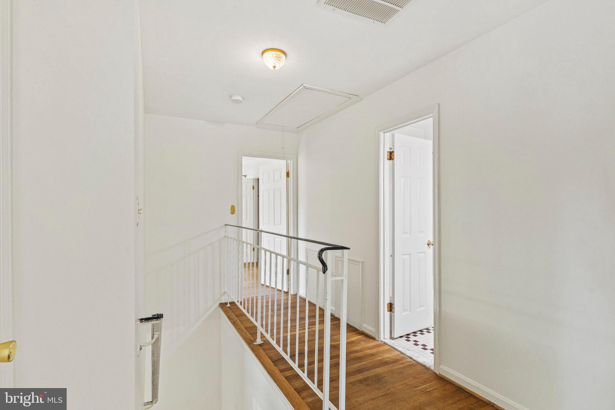 LEEWOOD - Residential