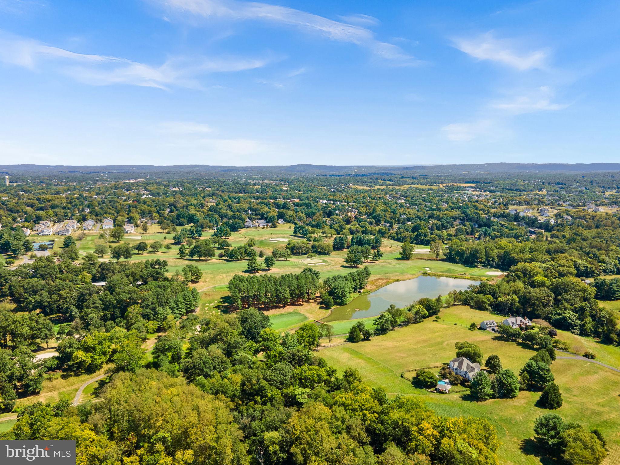FARMINGTON ON THE GREEN - Residential