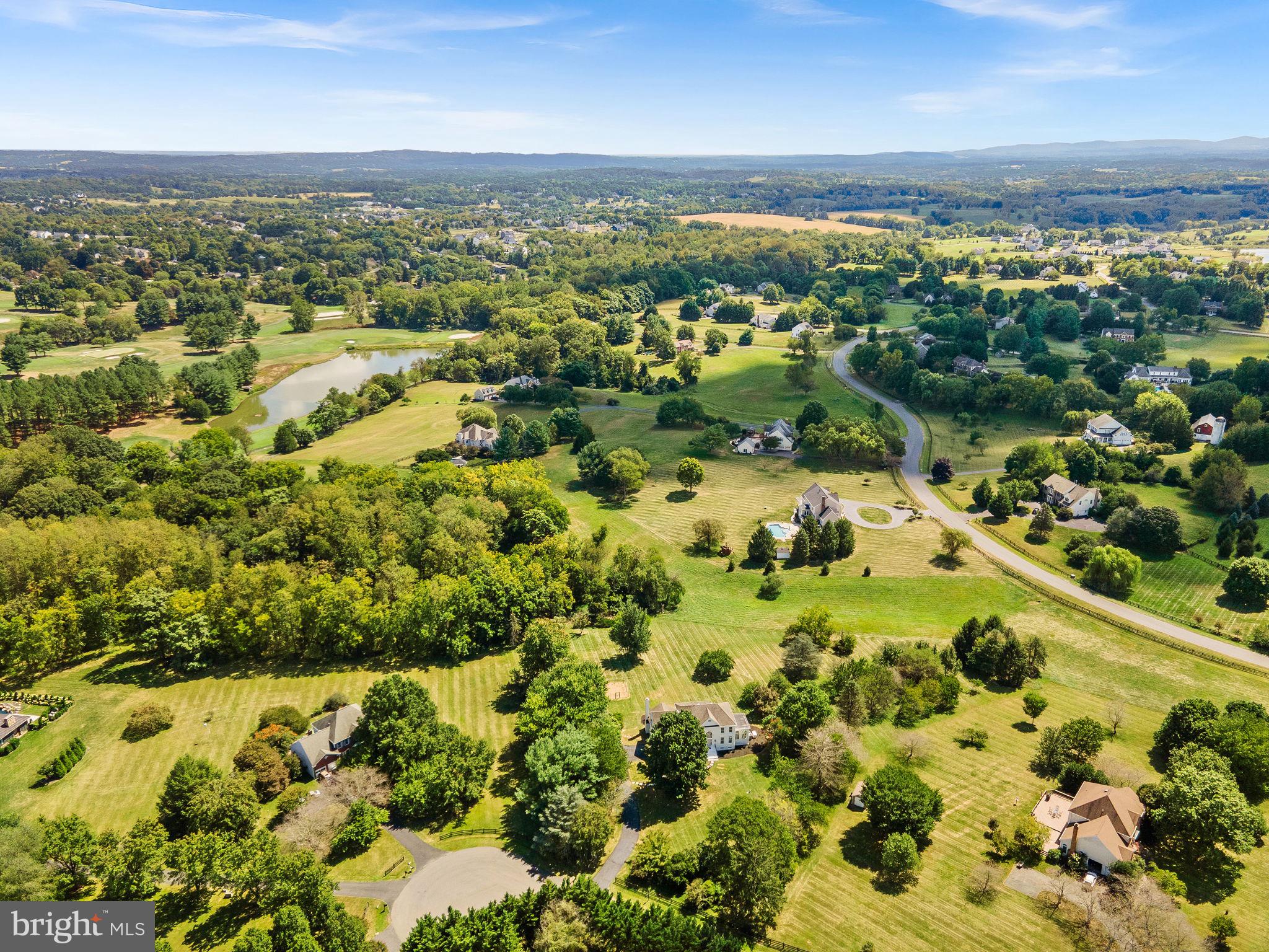 FARMINGTON ON THE GREEN - Residential