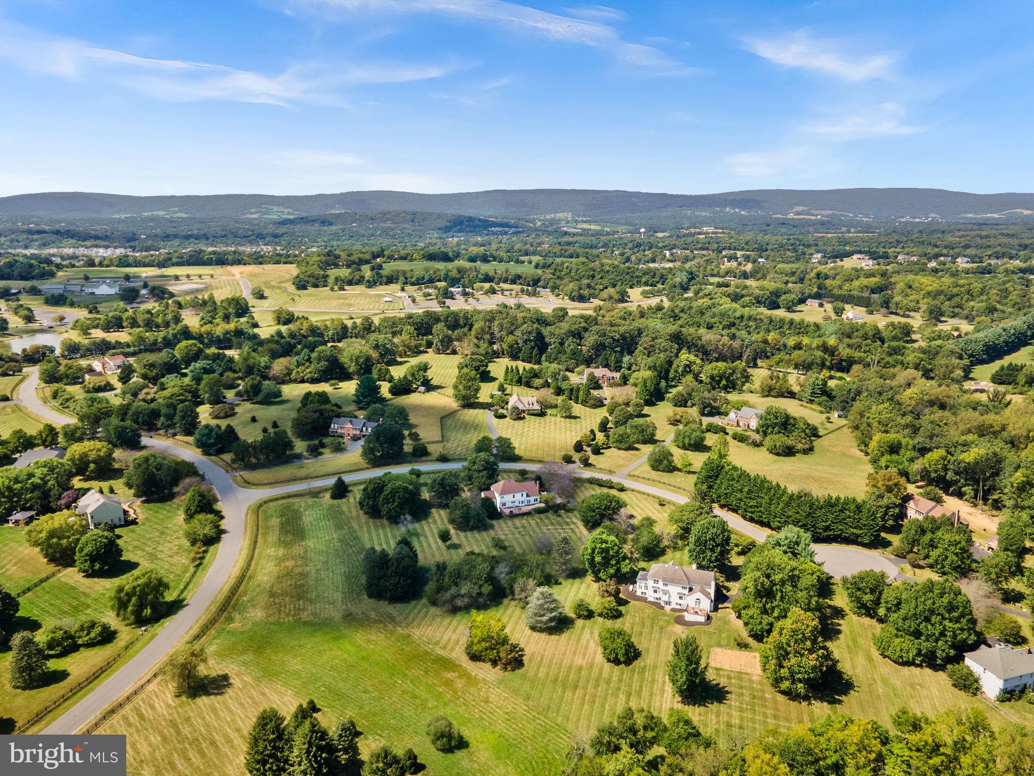 FARMINGTON ON THE GREEN - Residential