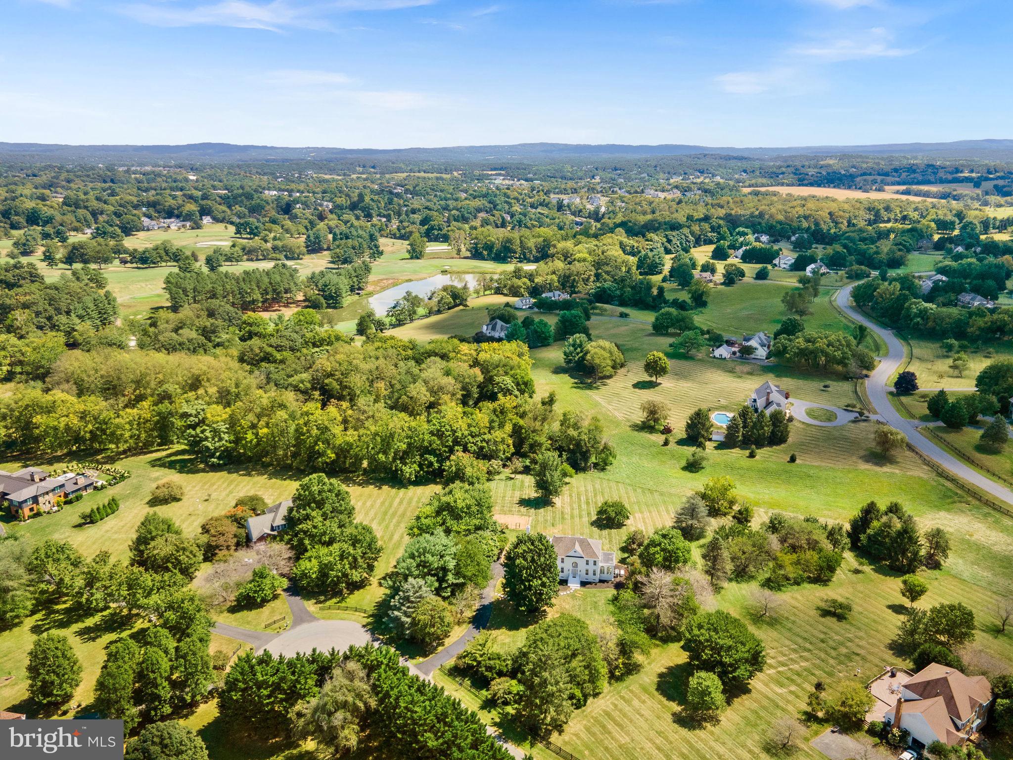 FARMINGTON ON THE GREEN - Residential