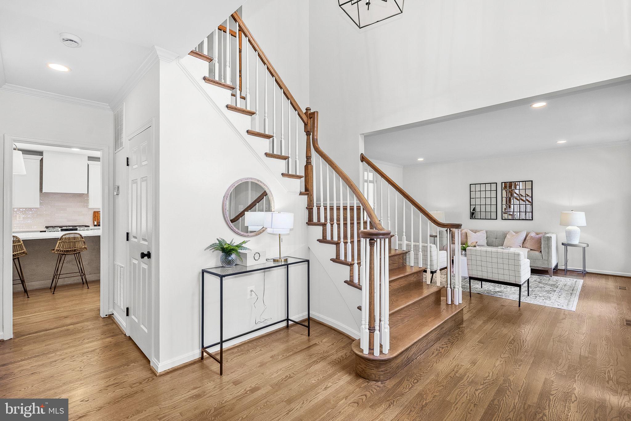 FARMINGTON ON THE GREEN - Residential