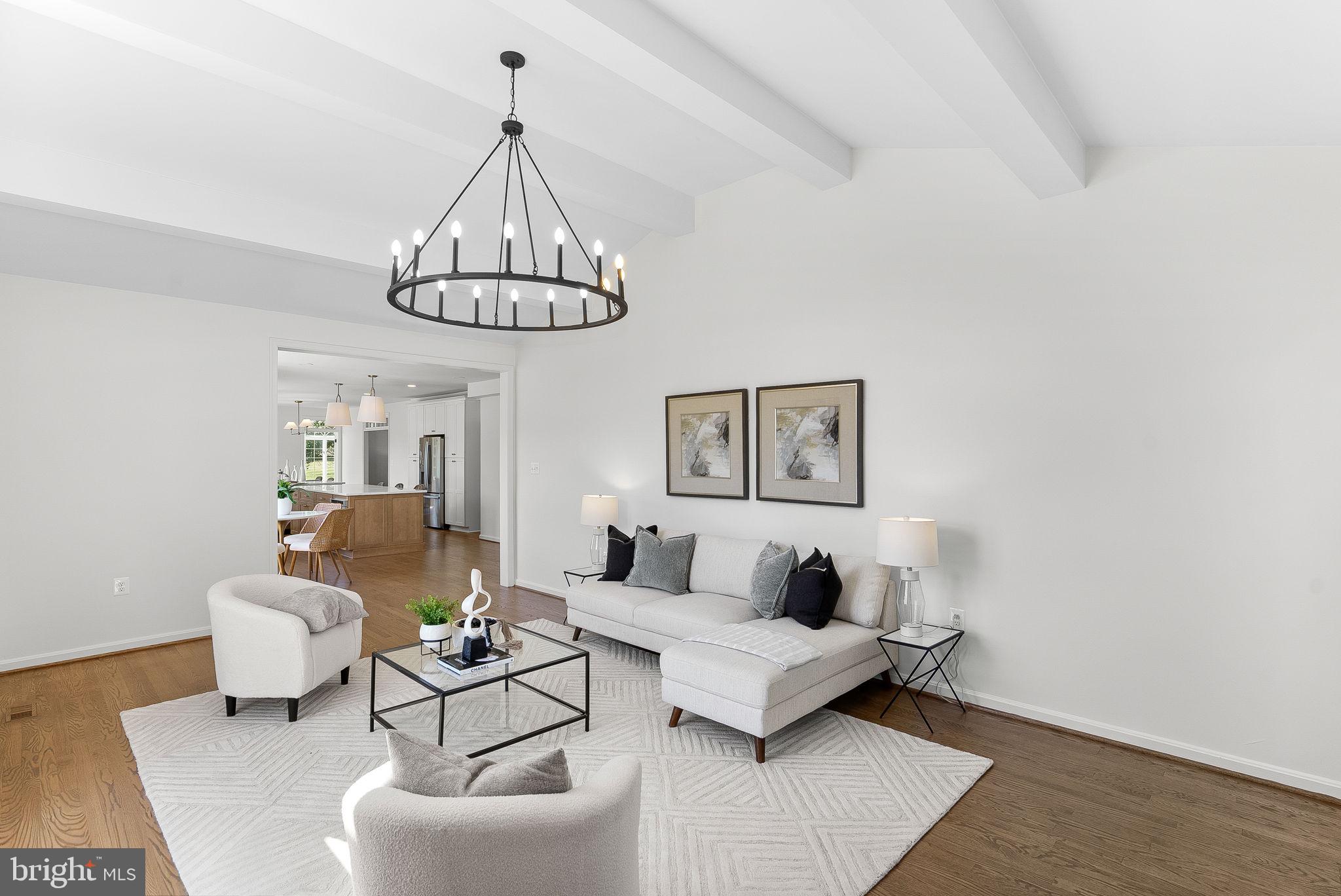 FARMINGTON ON THE GREEN - Residential