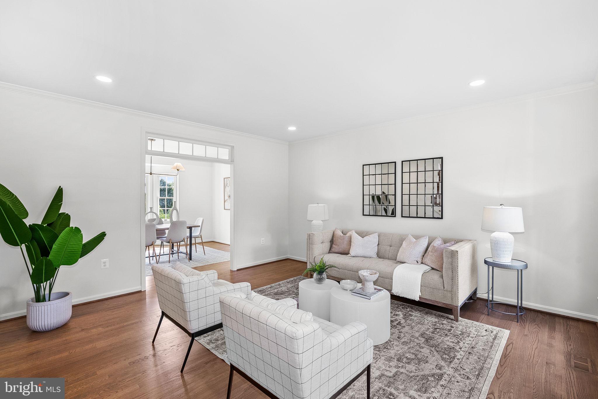 FARMINGTON ON THE GREEN - Residential