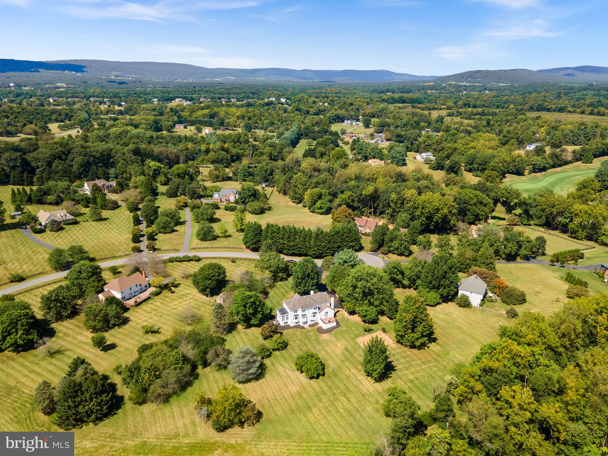 FARMINGTON ON THE GREEN - Residential
