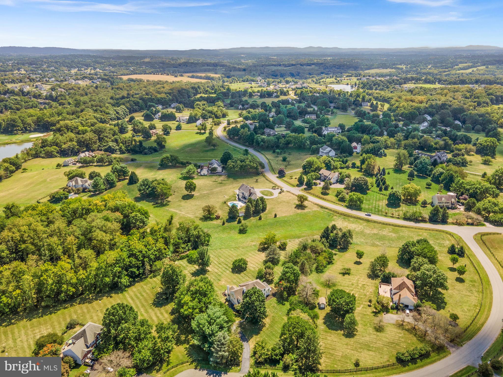 FARMINGTON ON THE GREEN - Residential