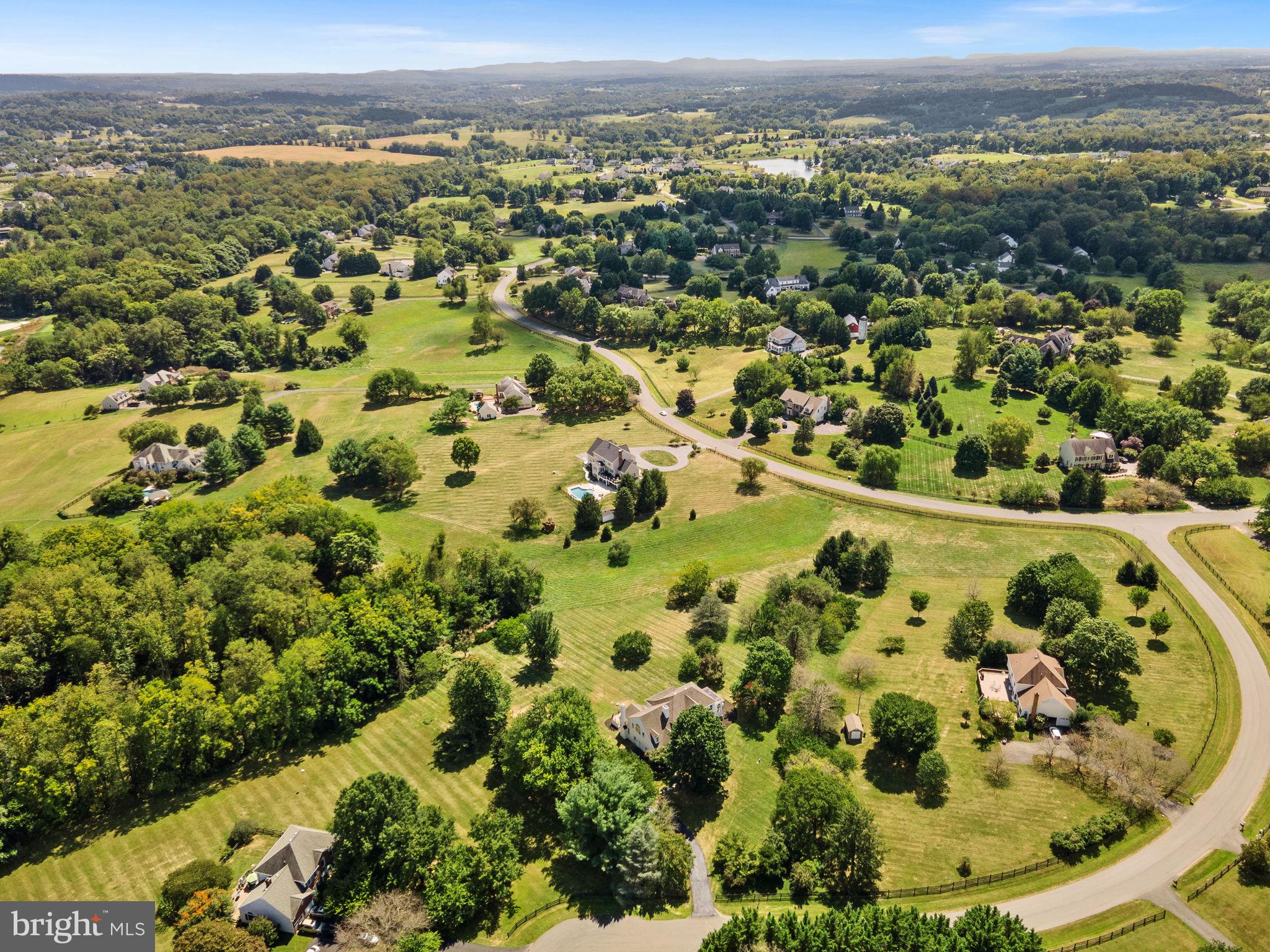 FARMINGTON ON THE GREEN - Residential