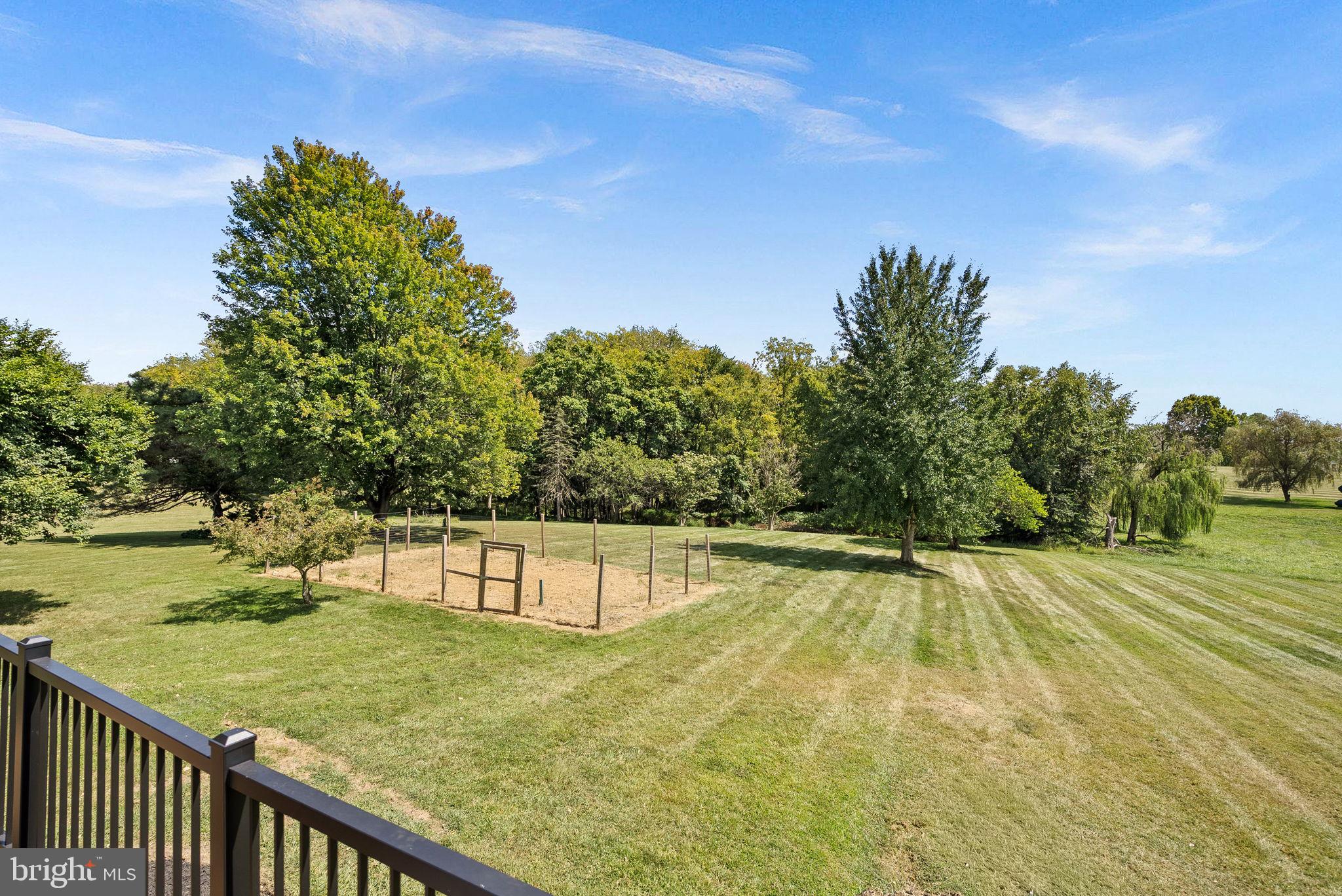 FARMINGTON ON THE GREEN - Residential