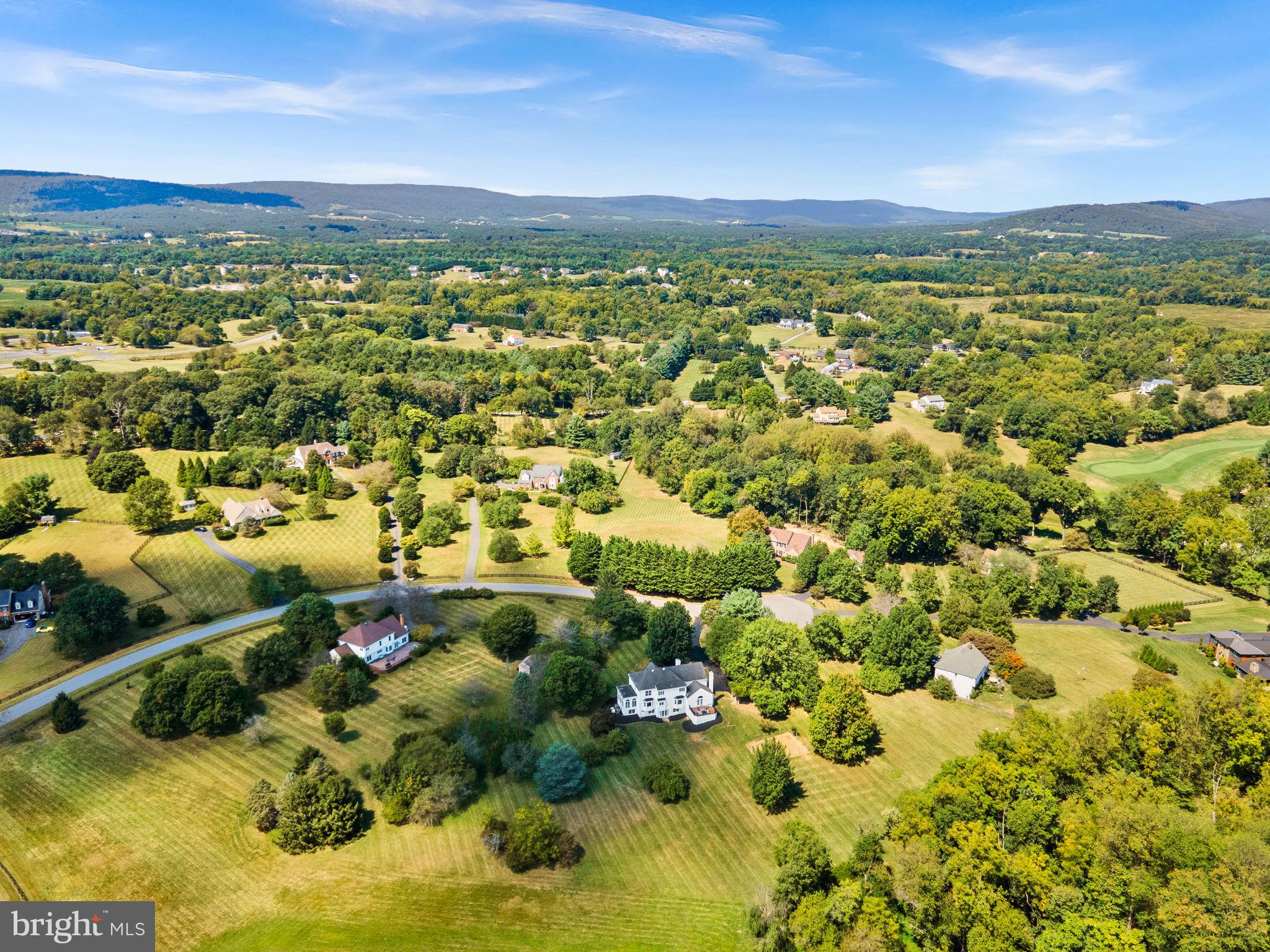 FARMINGTON ON THE GREEN - Residential