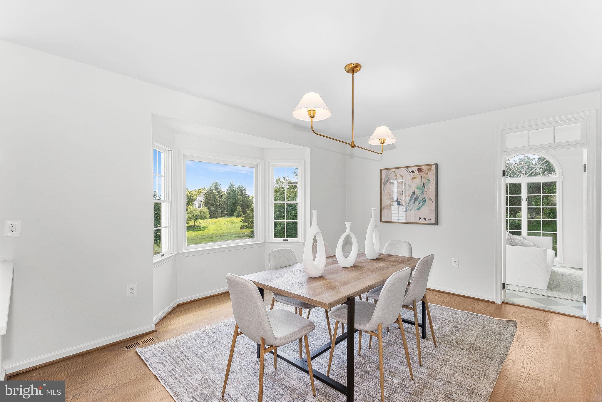 FARMINGTON ON THE GREEN - Residential