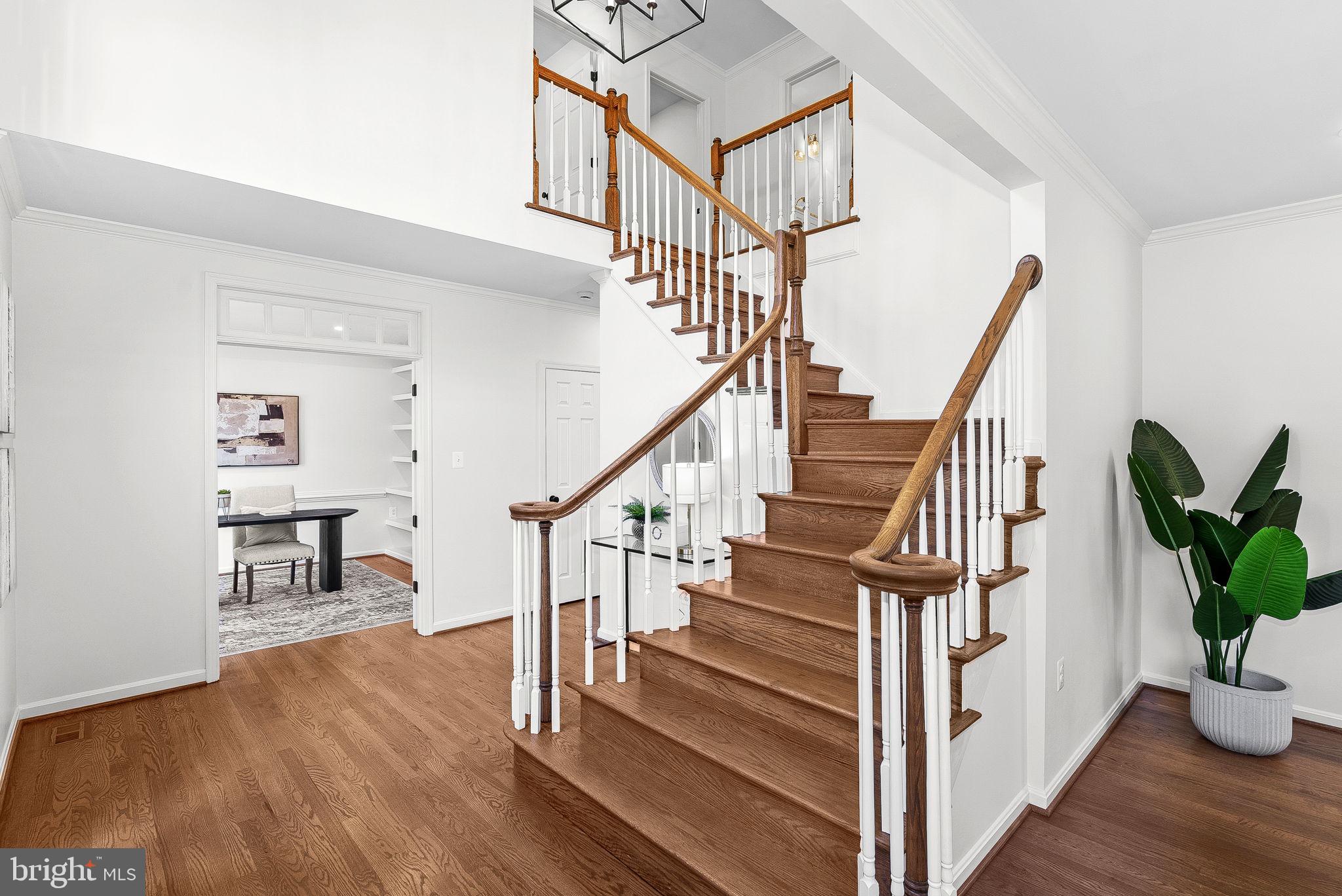 FARMINGTON ON THE GREEN - Residential