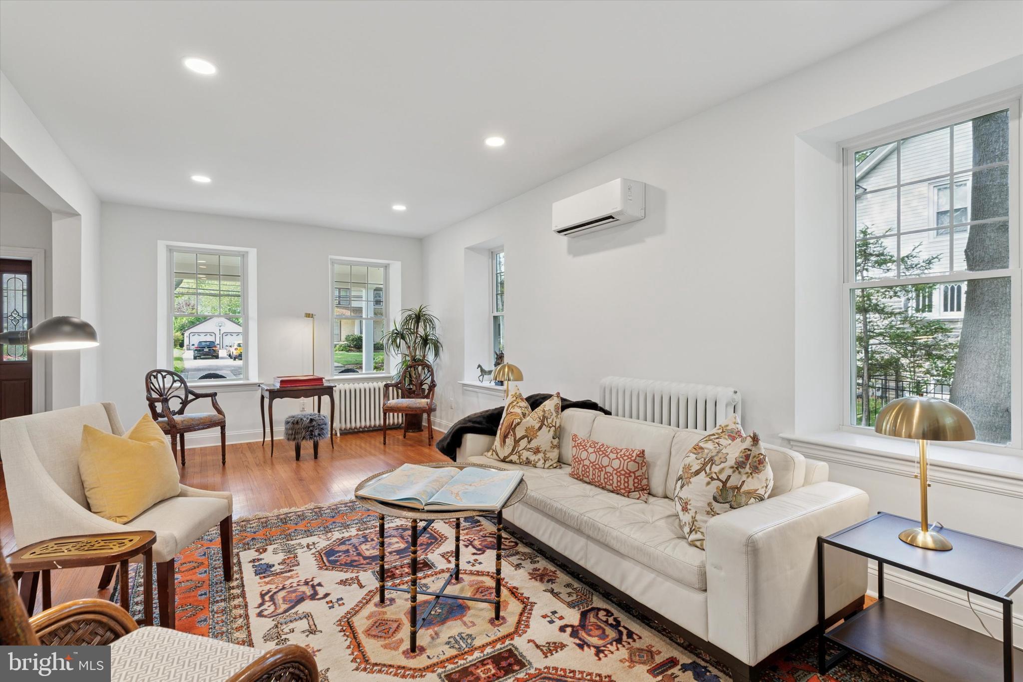 BROOKLINE - Residential