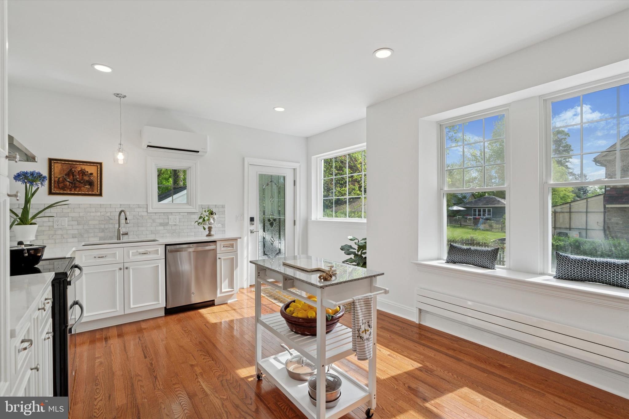 BROOKLINE - Residential