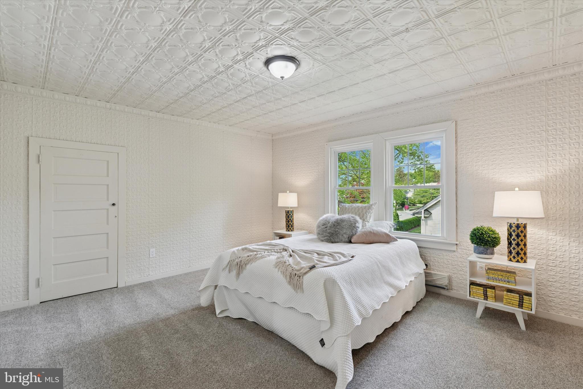 BROOKLINE - Residential