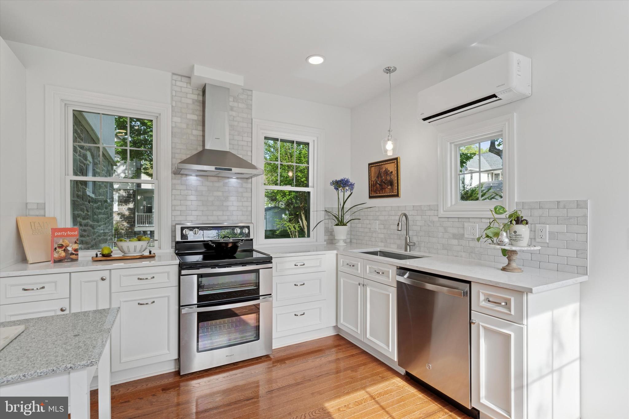 BROOKLINE - Residential