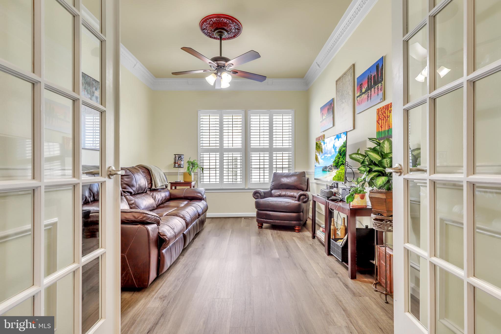 SIGNATURE CLUB AT GREENVIEW - Residential