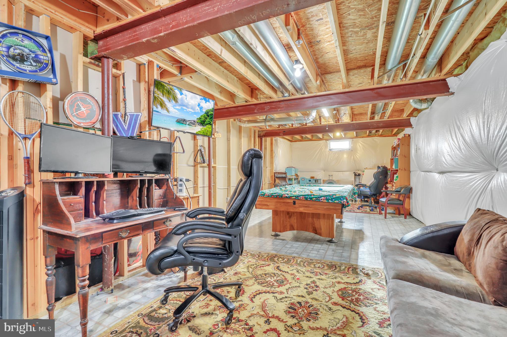 SIGNATURE CLUB AT GREENVIEW - Residential