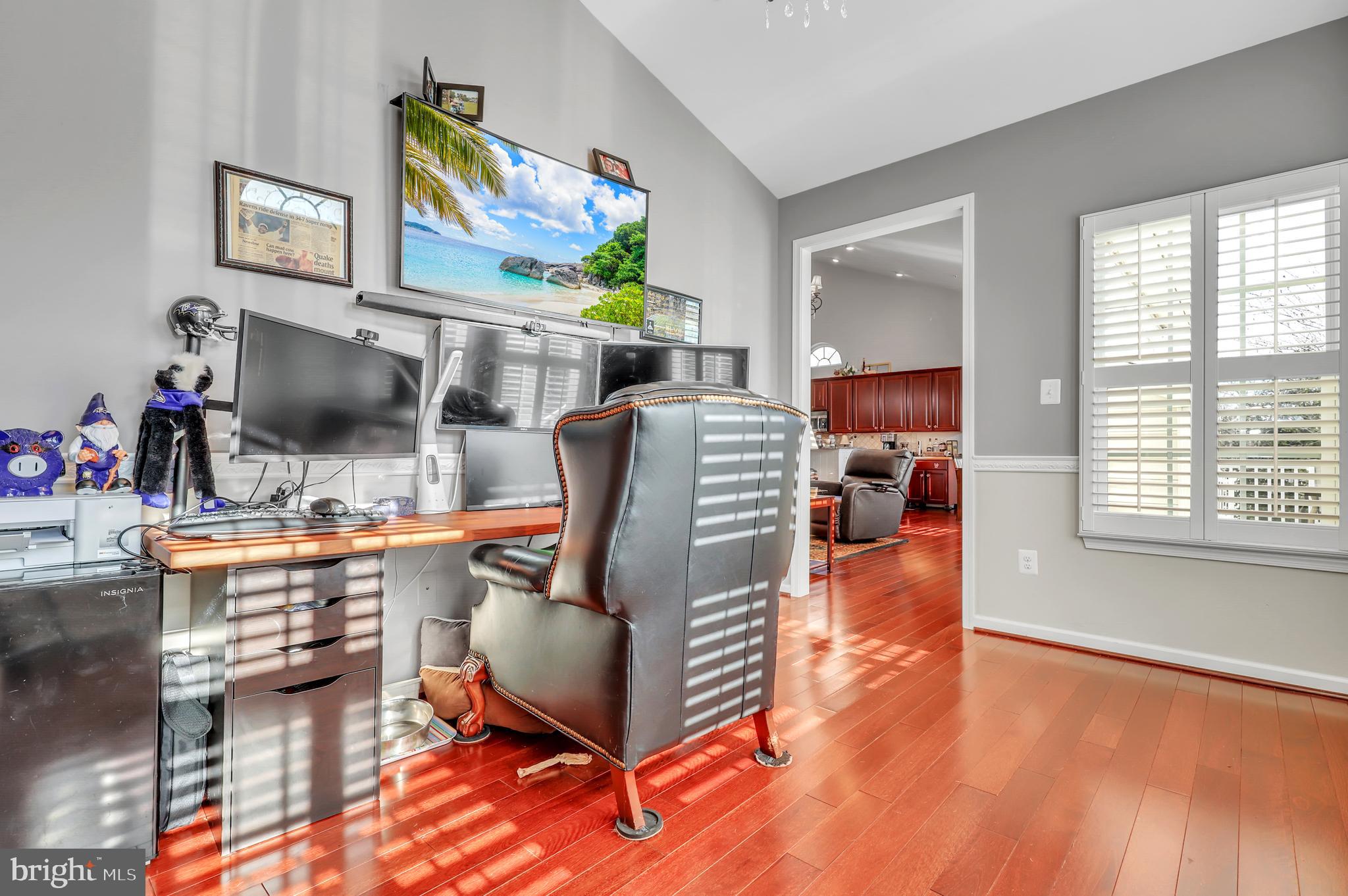 SIGNATURE CLUB AT GREENVIEW - Residential