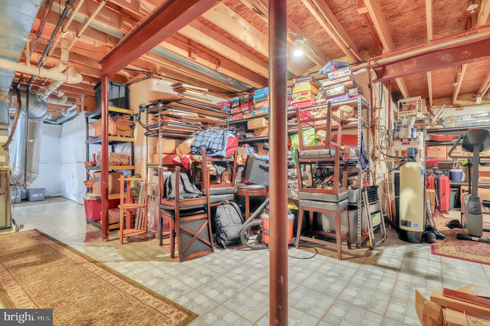 SIGNATURE CLUB AT GREENVIEW - Residential