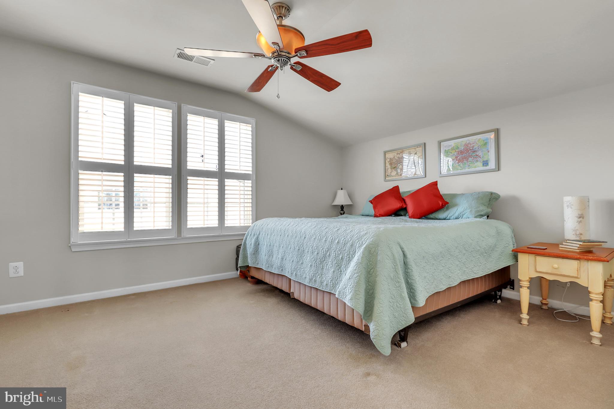 SIGNATURE CLUB AT GREENVIEW - Residential