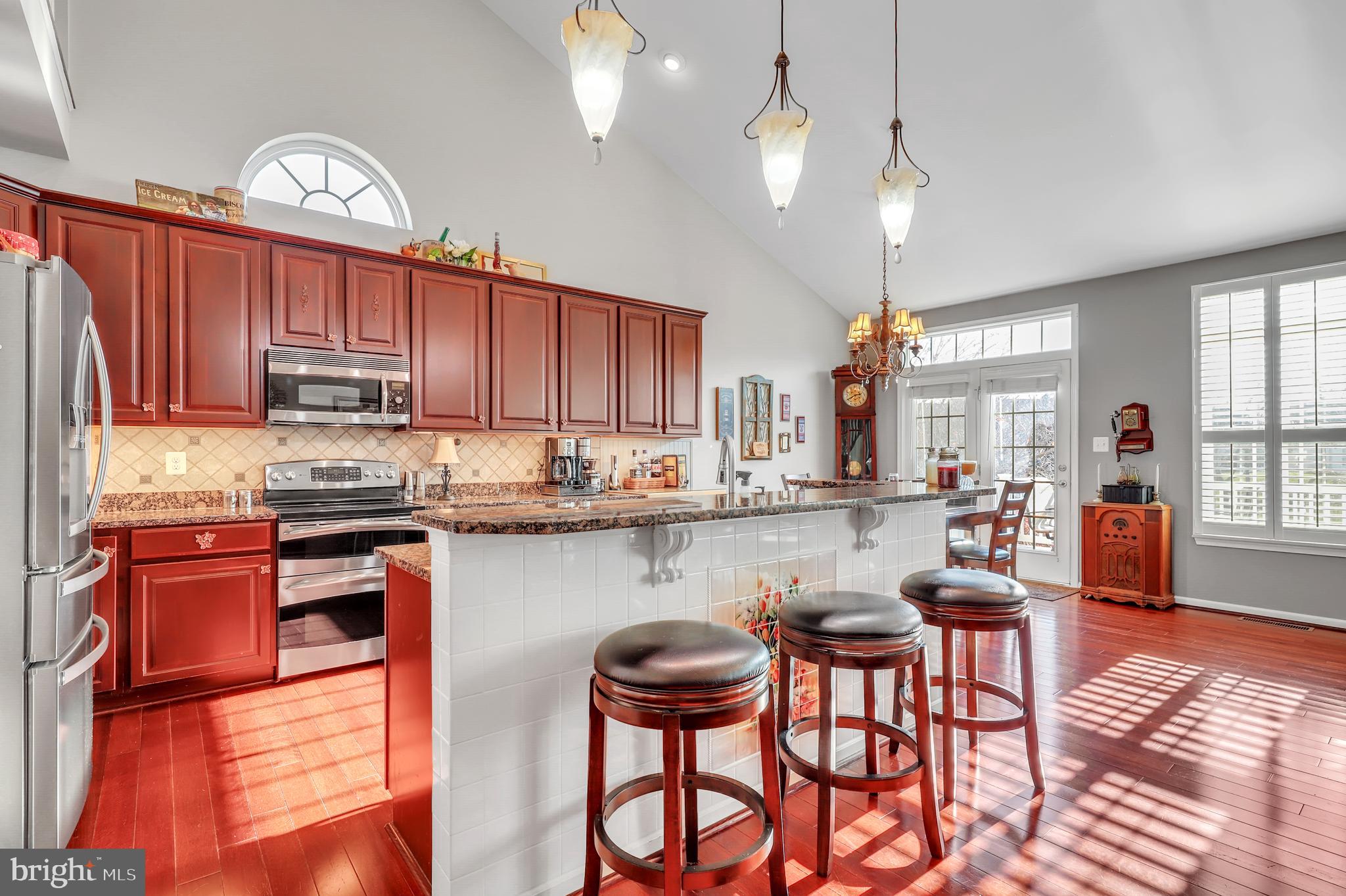 SIGNATURE CLUB AT GREENVIEW - Residential