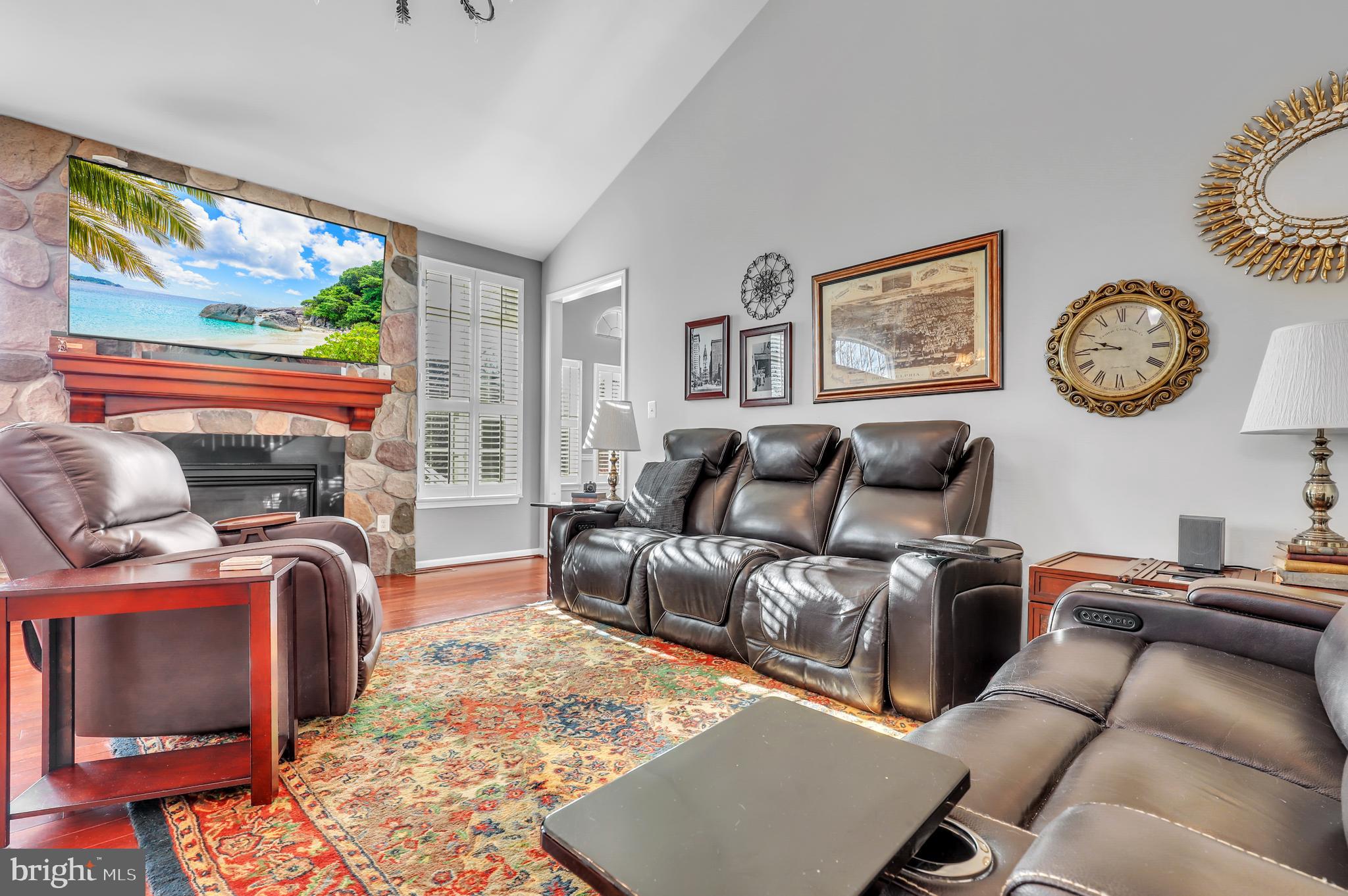 SIGNATURE CLUB AT GREENVIEW - Residential